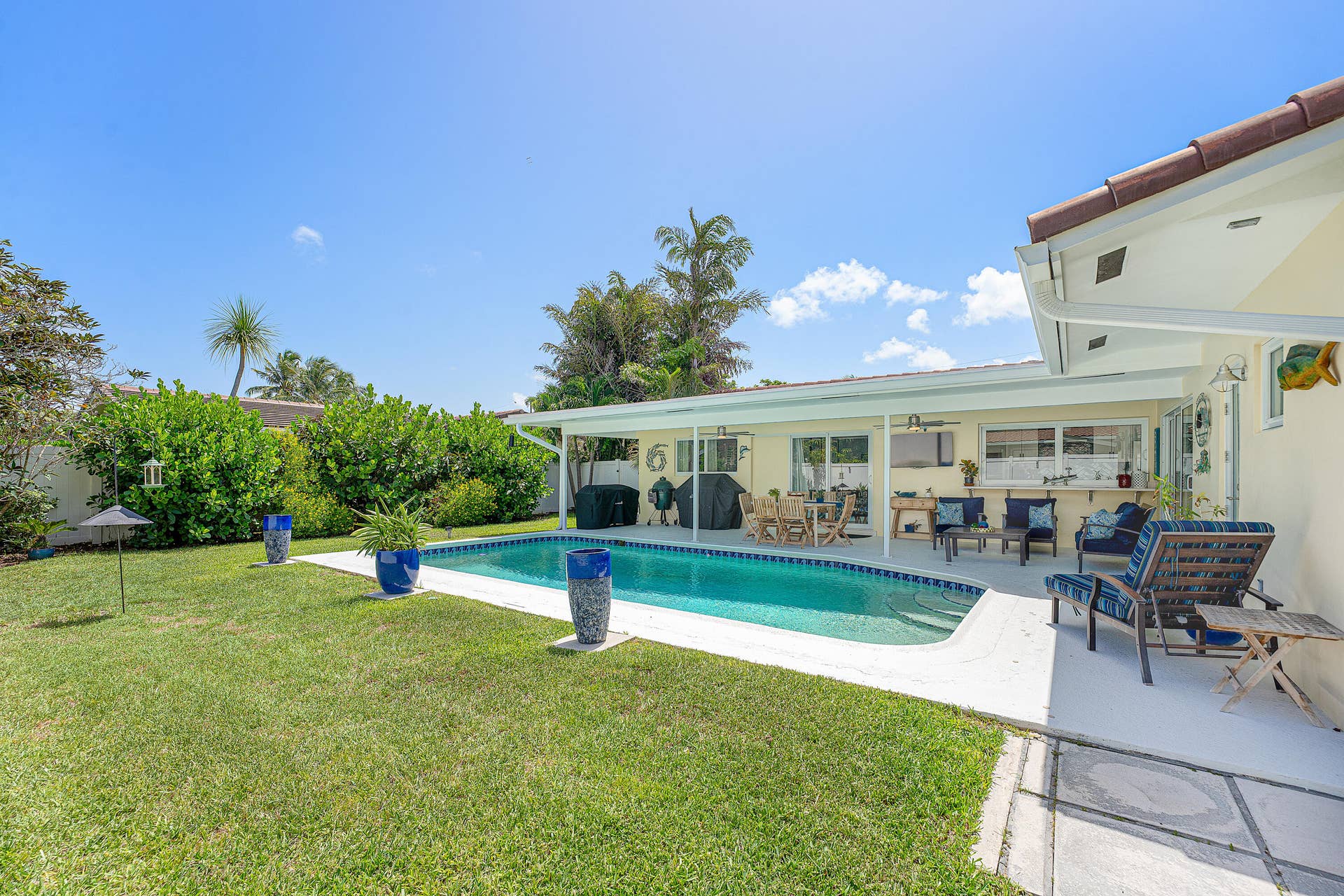 4430 NE 30th Avenue, Lighthouse Point, FL 33064 Backyard-1