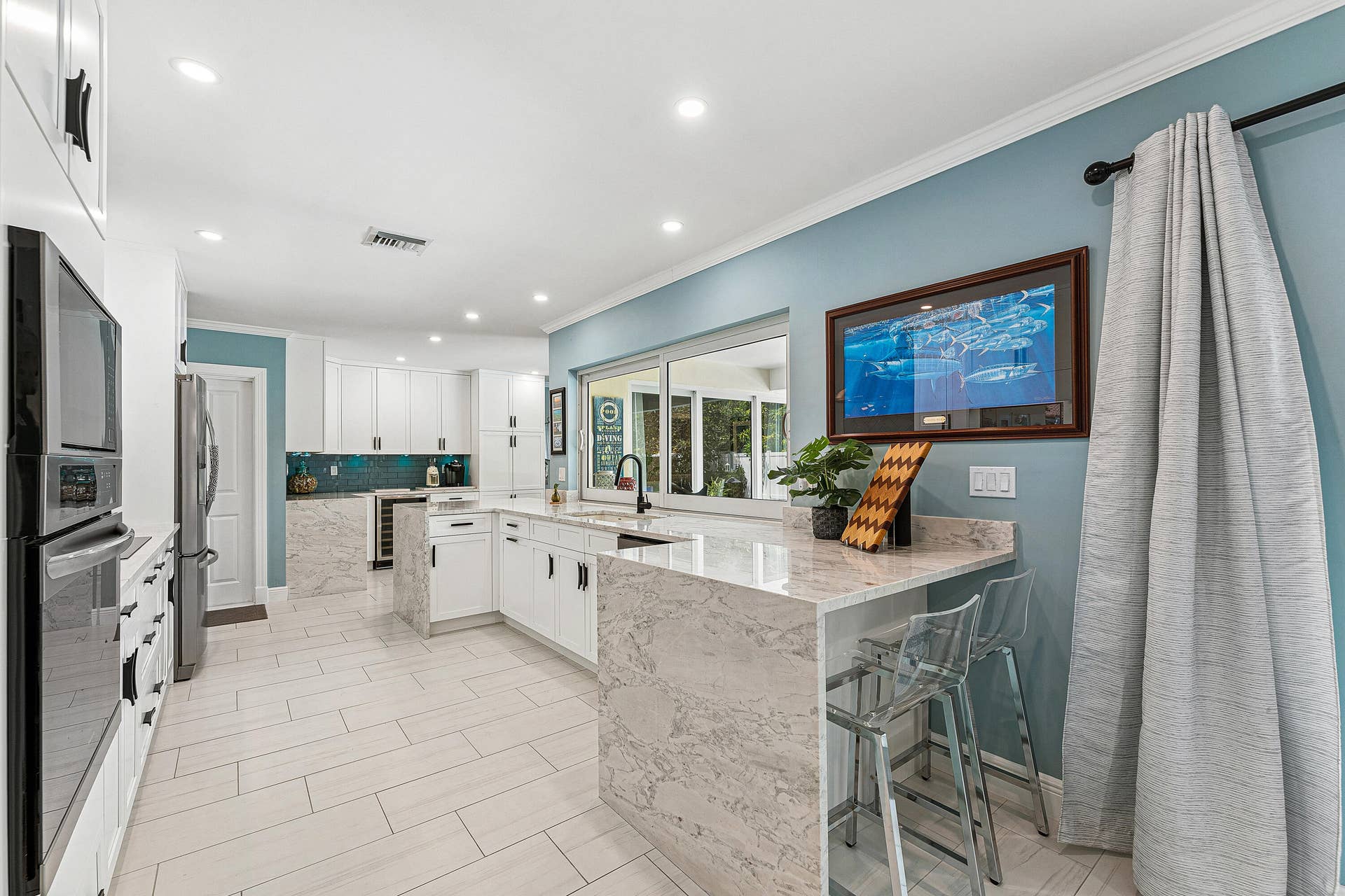 4430 NE 30th Avenue, Lighthouse Point, FL 33064 Kitchen-1
