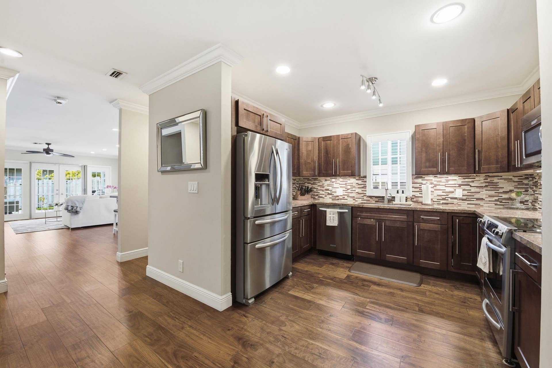 917 NE 3RD Street, #9, Fort Lauderdale, Fort Lauderdale, FL 33301 Kitchen