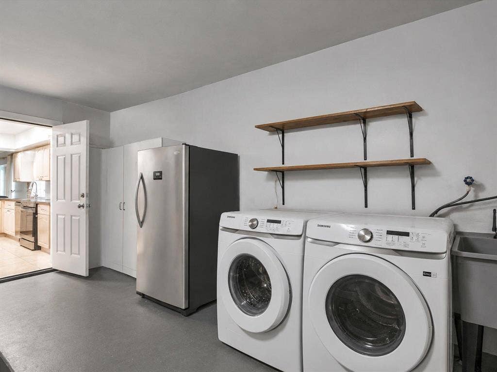 7381 SW 9TH Street, Plantation, FL 33317 GetMedia