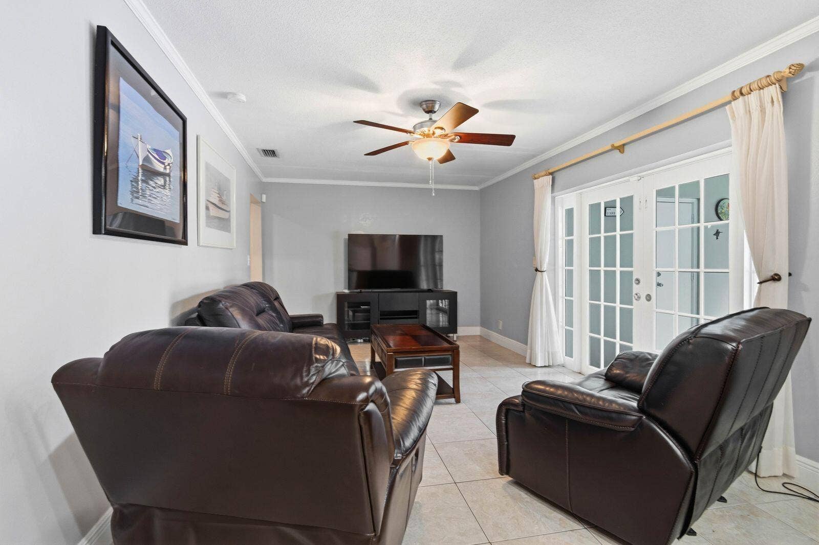7381 SW 9TH Street, Plantation, FL 33317 3hj7aGJA