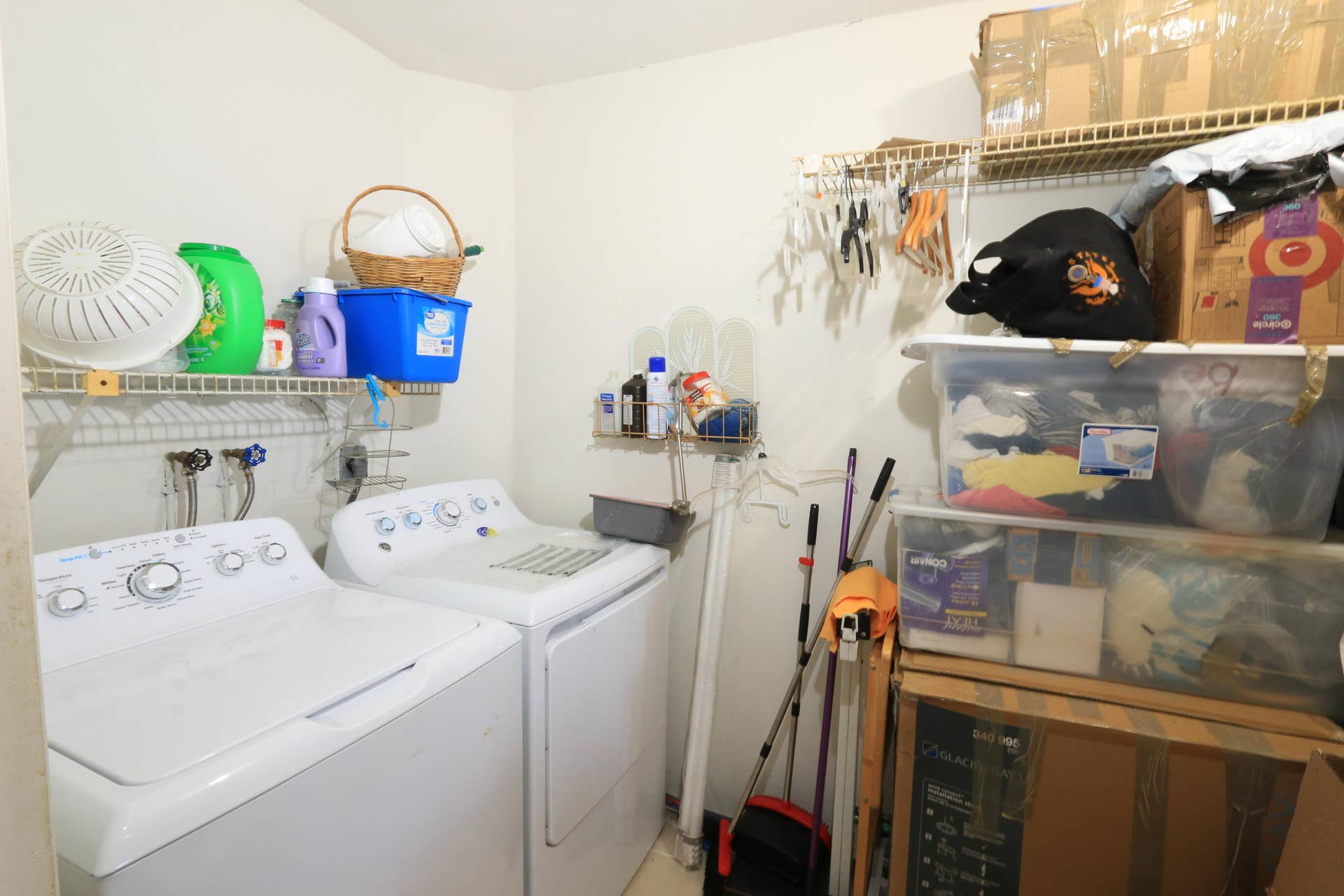 2886 Fernley Drive E, #91, West Palm Beach, FL 33415 Laundry Room