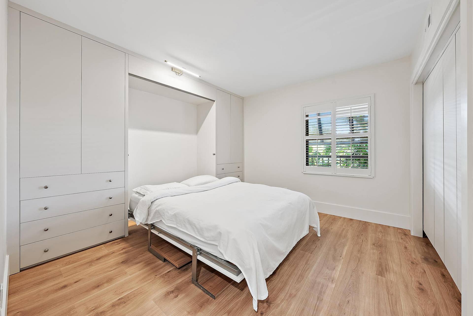 356 GOLFVIEW Road, #405, North Palm Beach, FL 33408 2nd Bedroom Murphy Bed