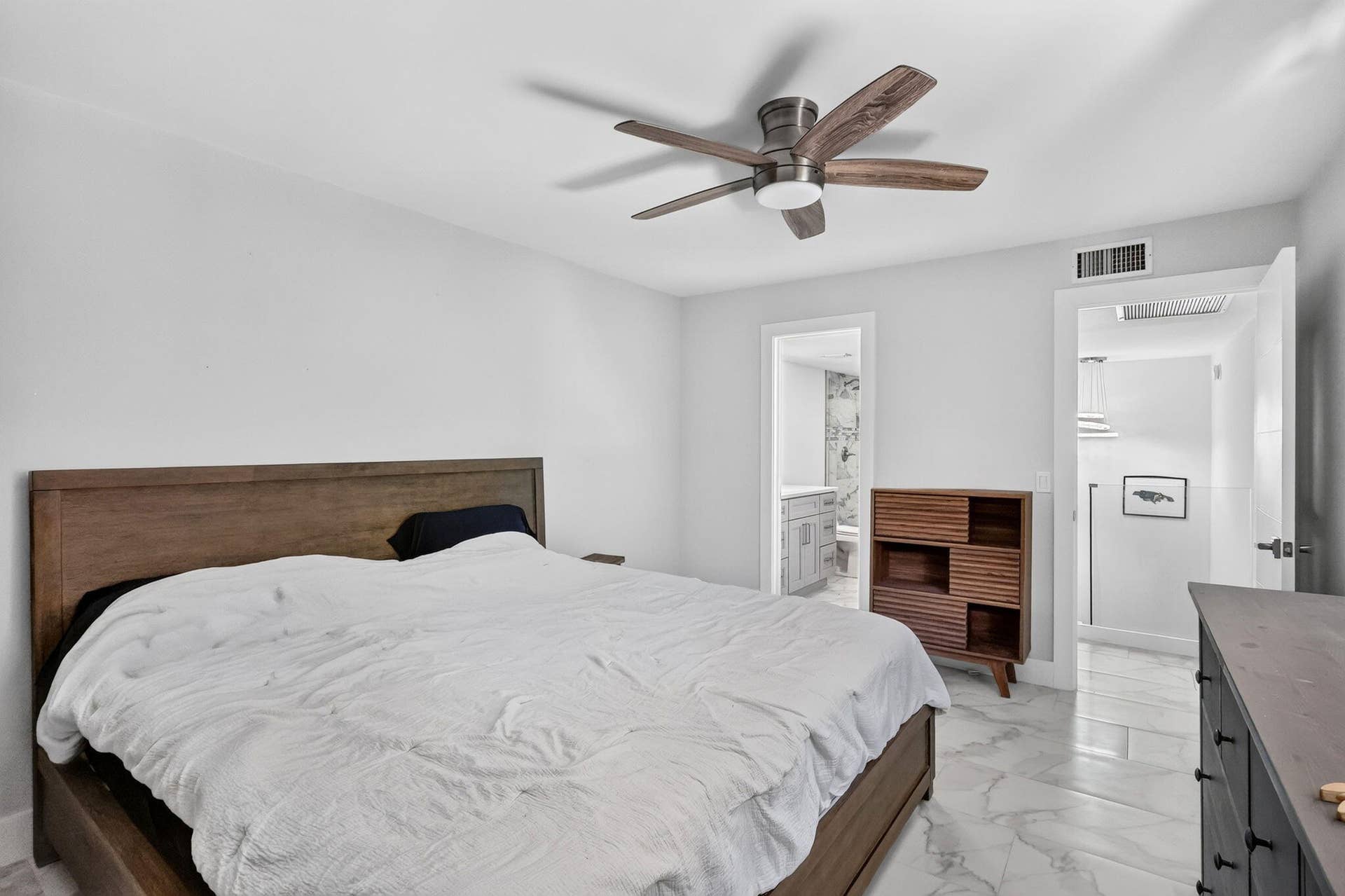 3428 San Bernadino Drive, #58-A, Delray Beach, FL 33445 29-web-or-mls-24-7R7A4541