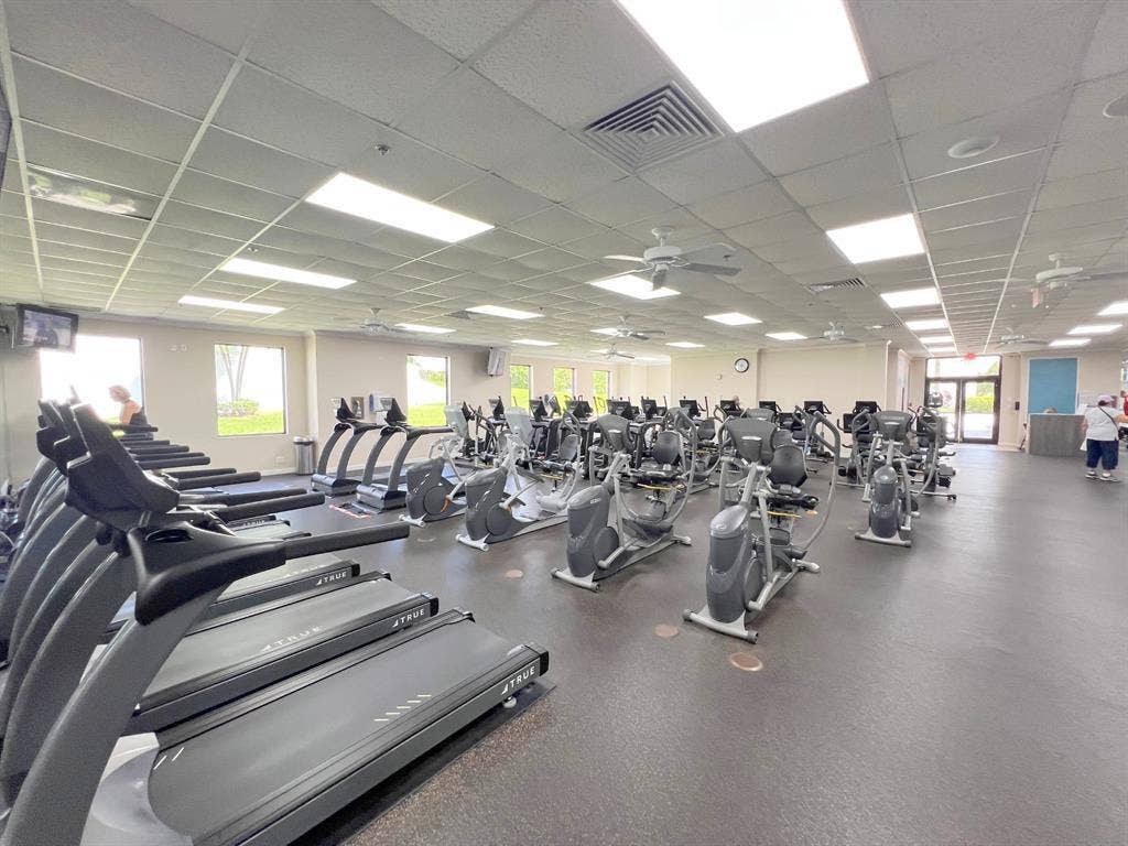237 Farnham J, Deerfield Beach, FL 33442 Exercise