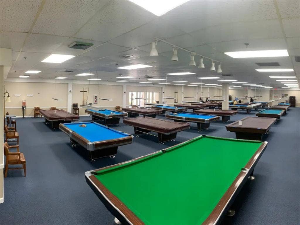 237 Farnham J, Deerfield Beach, FL 33442 pool room