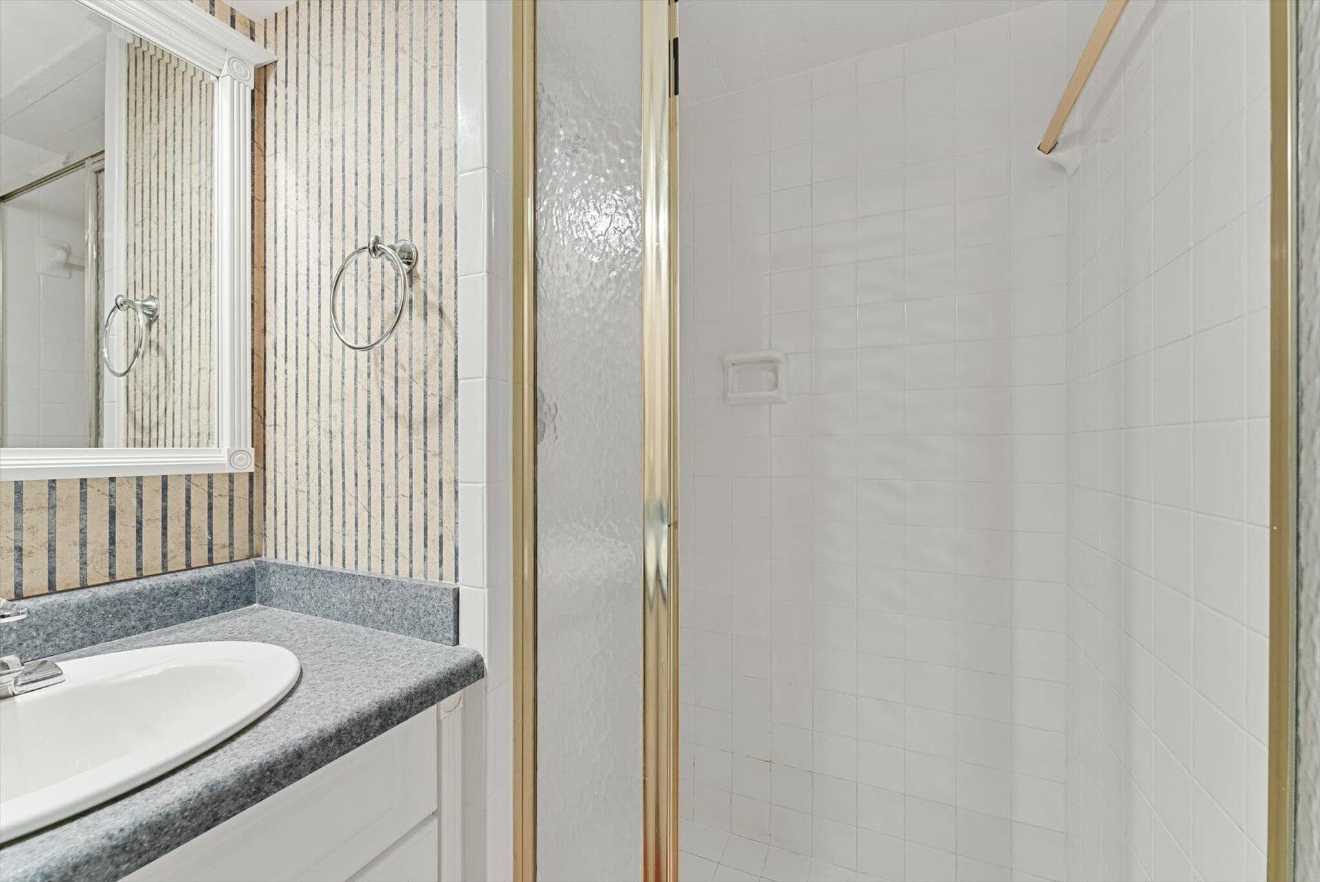 3540 S Ocean Boulevard, #604, South Palm Beach, FL 33480 3540 S Ocean Blvd #604 - Bathroom 2