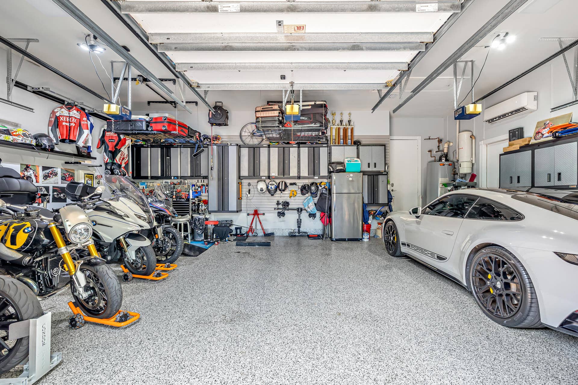 3 car garage