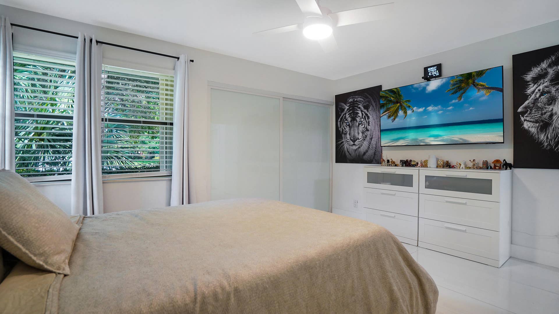 Second bedroom