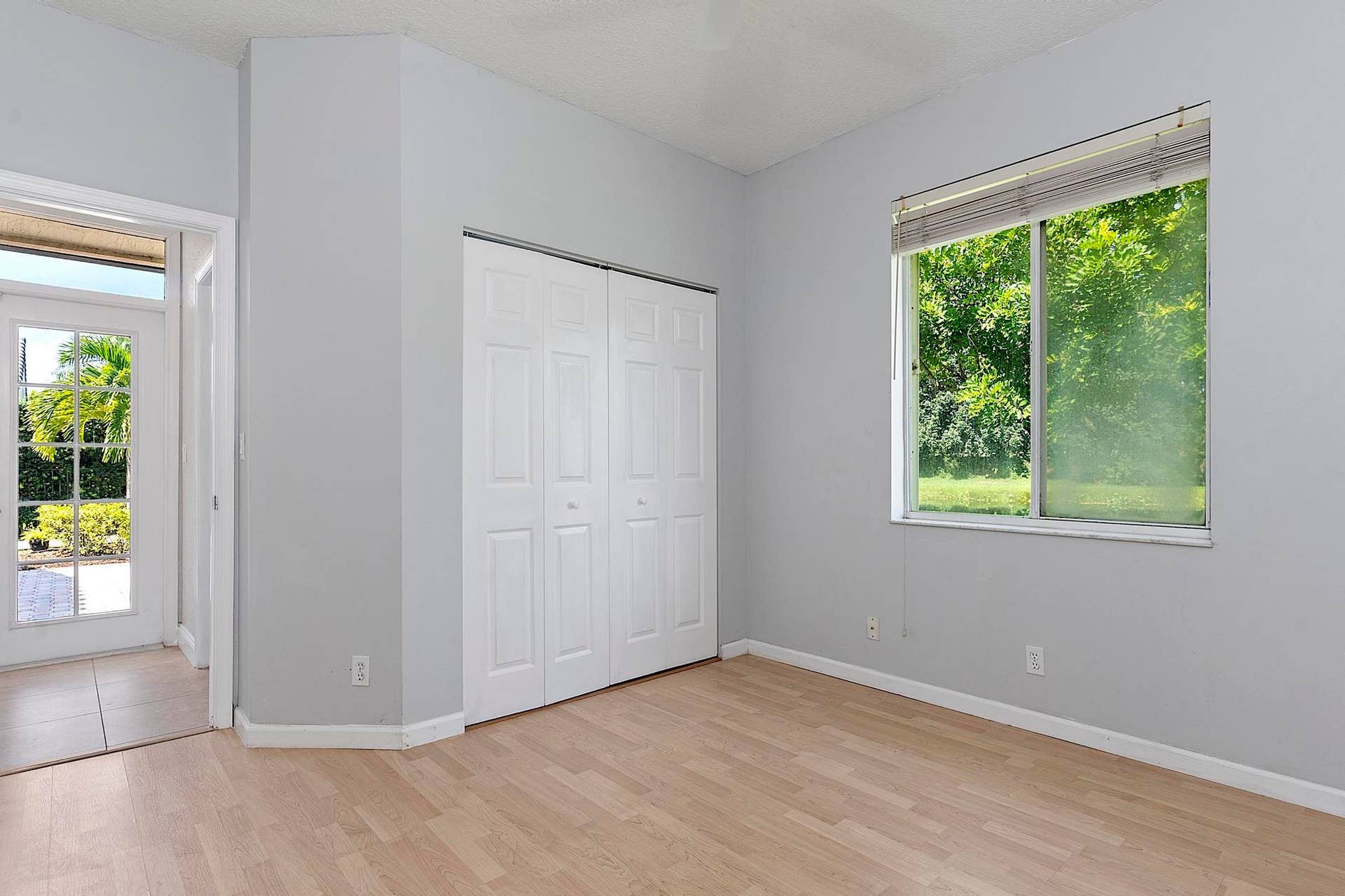 875 Bayside Lane weston FL- - 034