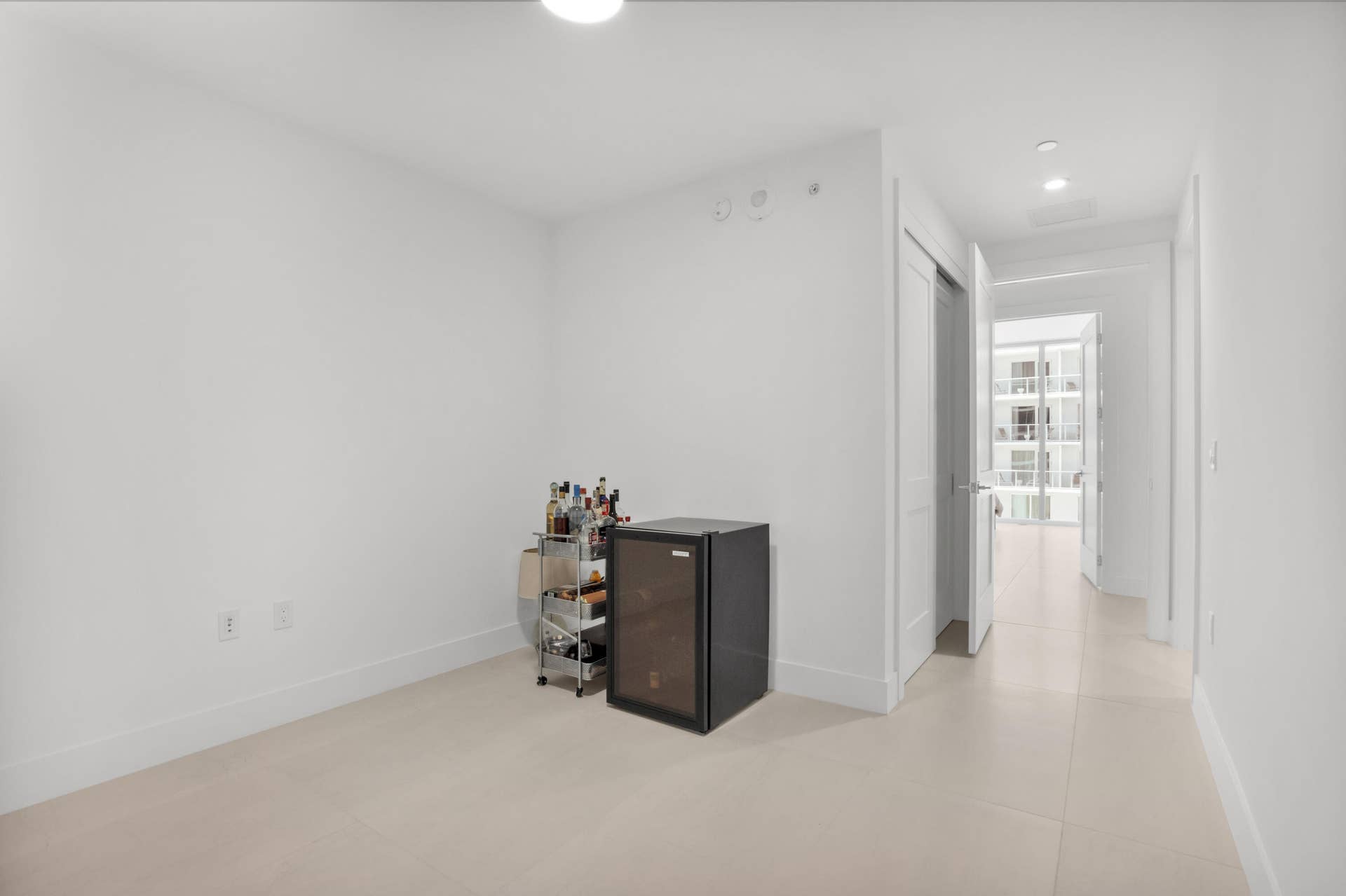 151 N Seabreeze Boulevard N, #Unit 504, Fort Lauderdale, FL 33304 151 N Seabreeze Blvd unit 504-34