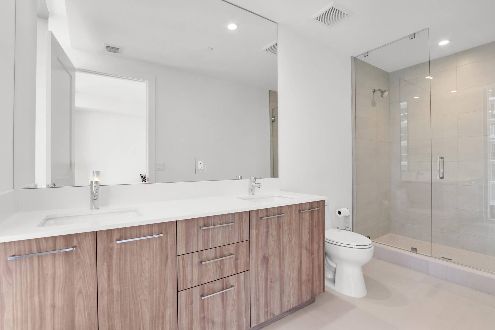 151 N Seabreeze Boulevard N, #Unit 504, Fort Lauderdale, FL 33304 151 N Seabreeze Blvd unit 504-39