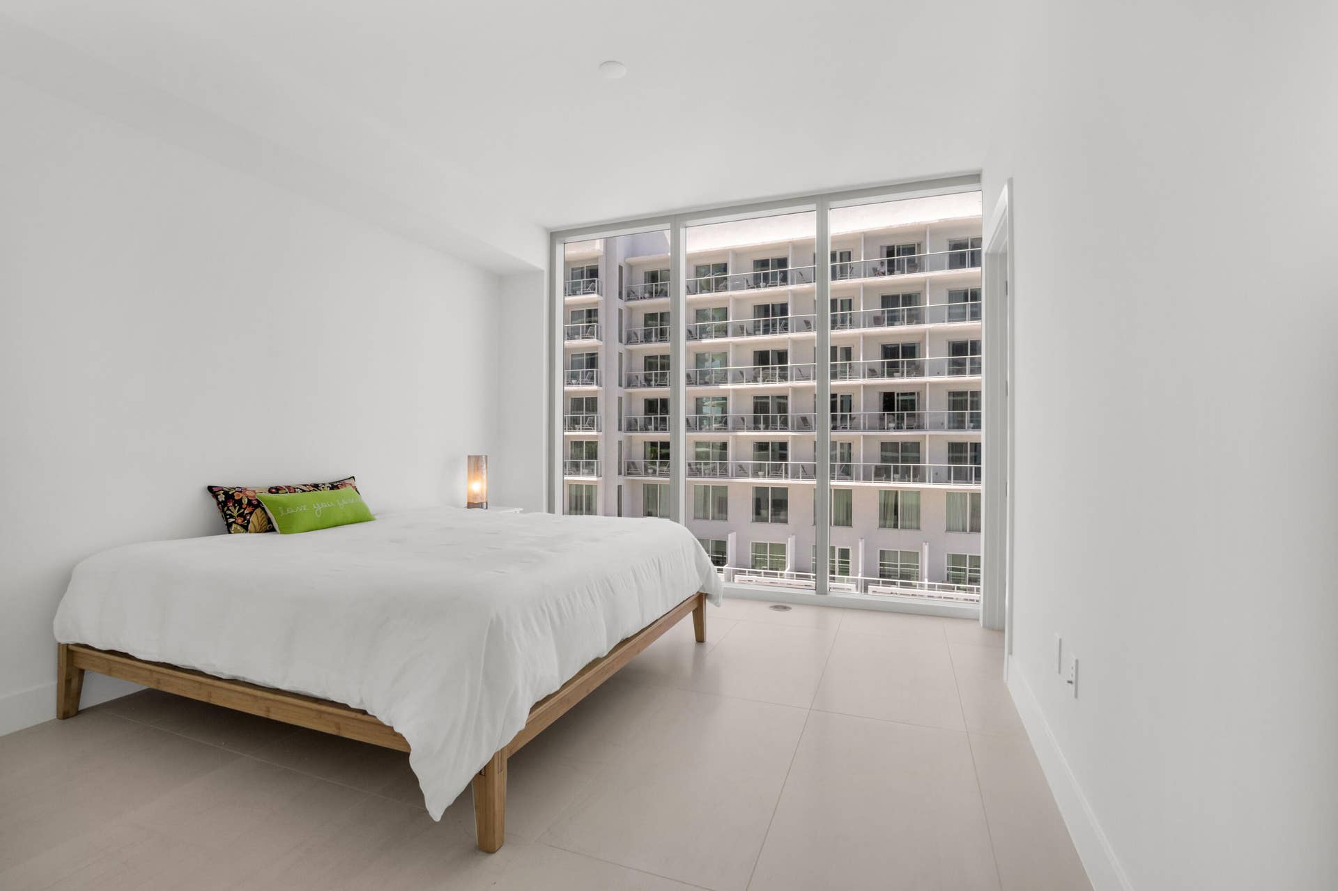151 N Seabreeze Boulevard N, #Unit 504, Fort Lauderdale, FL 33304 151 N Seabreeze Blvd unit 504-35