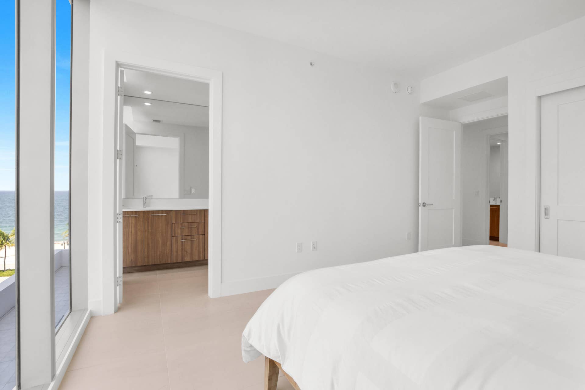 151 N Seabreeze Boulevard N, #Unit 504, Fort Lauderdale, FL 33304 151 N Seabreeze Blvd unit 504-38
