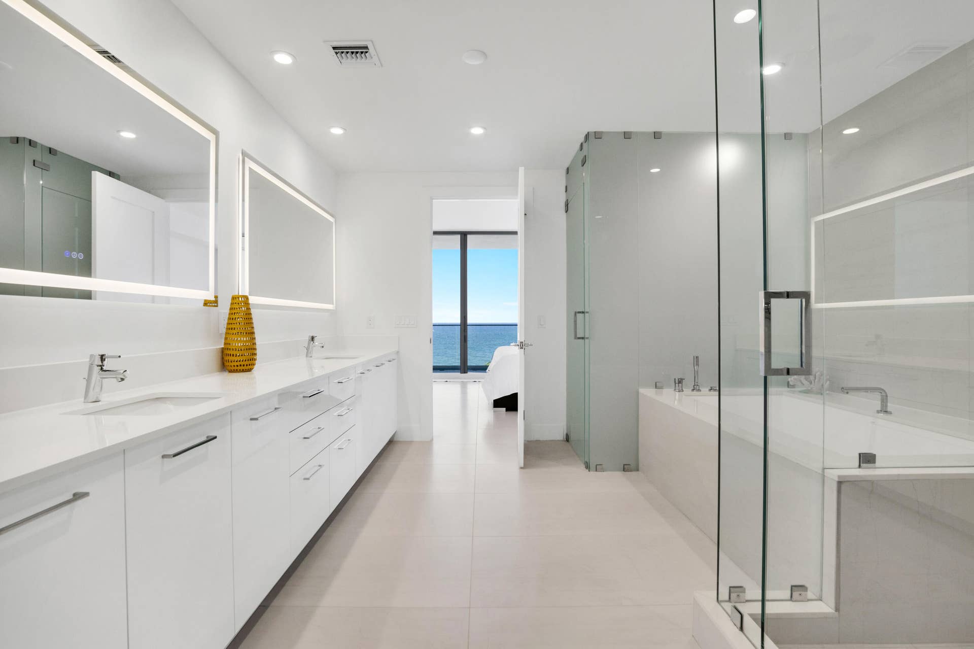 151 N Seabreeze Boulevard N, #Unit 504, Fort Lauderdale, FL 33304 151 N Seabreeze Blvd unit 504-19