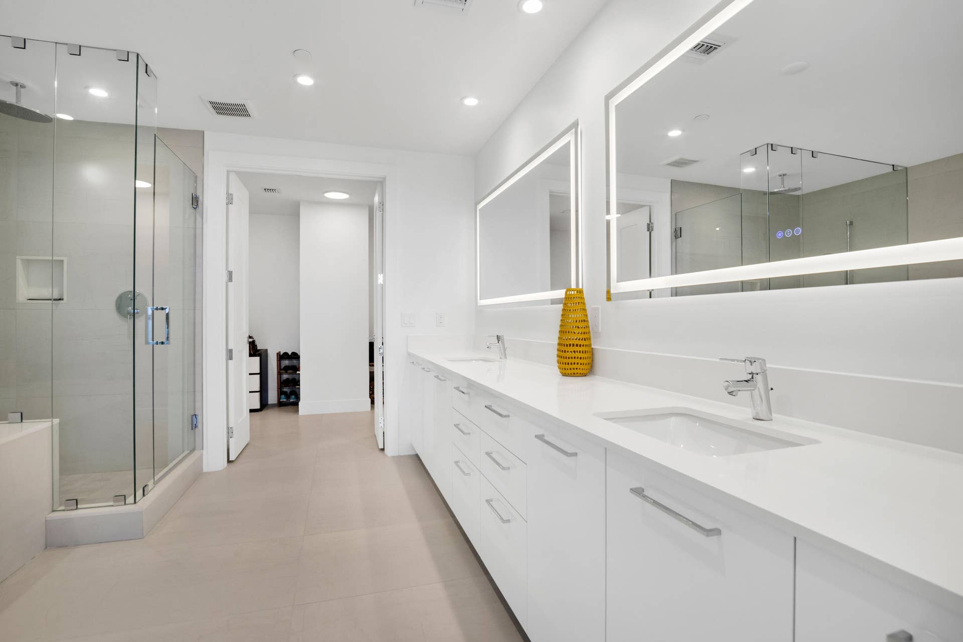 151 N Seabreeze Boulevard N, #Unit 504, Fort Lauderdale, FL 33304 151 N Seabreeze Blvd unit 504-18