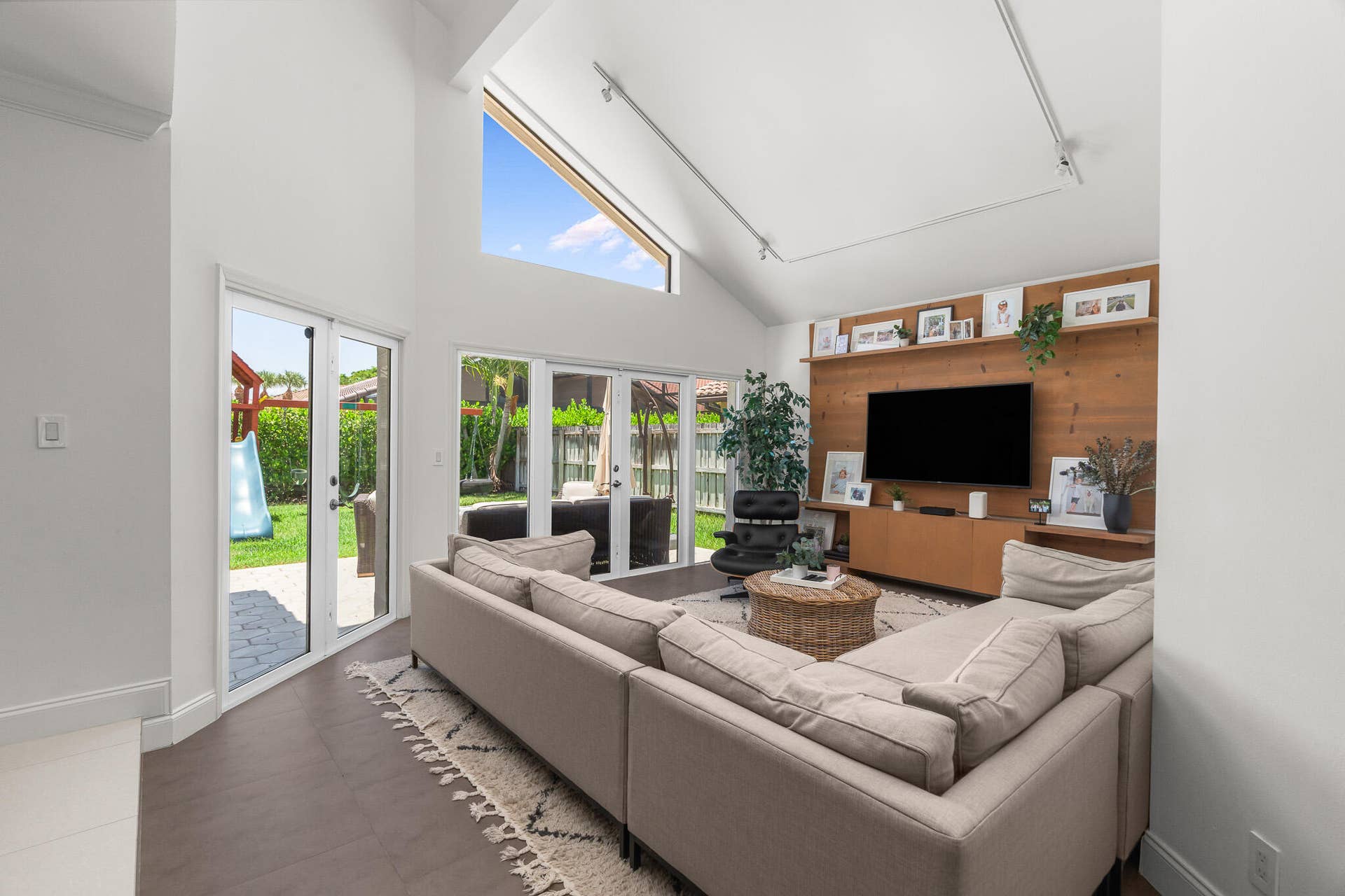 23173 L'Ermitage Circle, Boca Raton, FL 33433 DSC00301