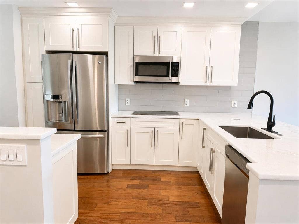 4030 W PALM AIRE Drive, #402, Pompano Beach, FL 33069 9