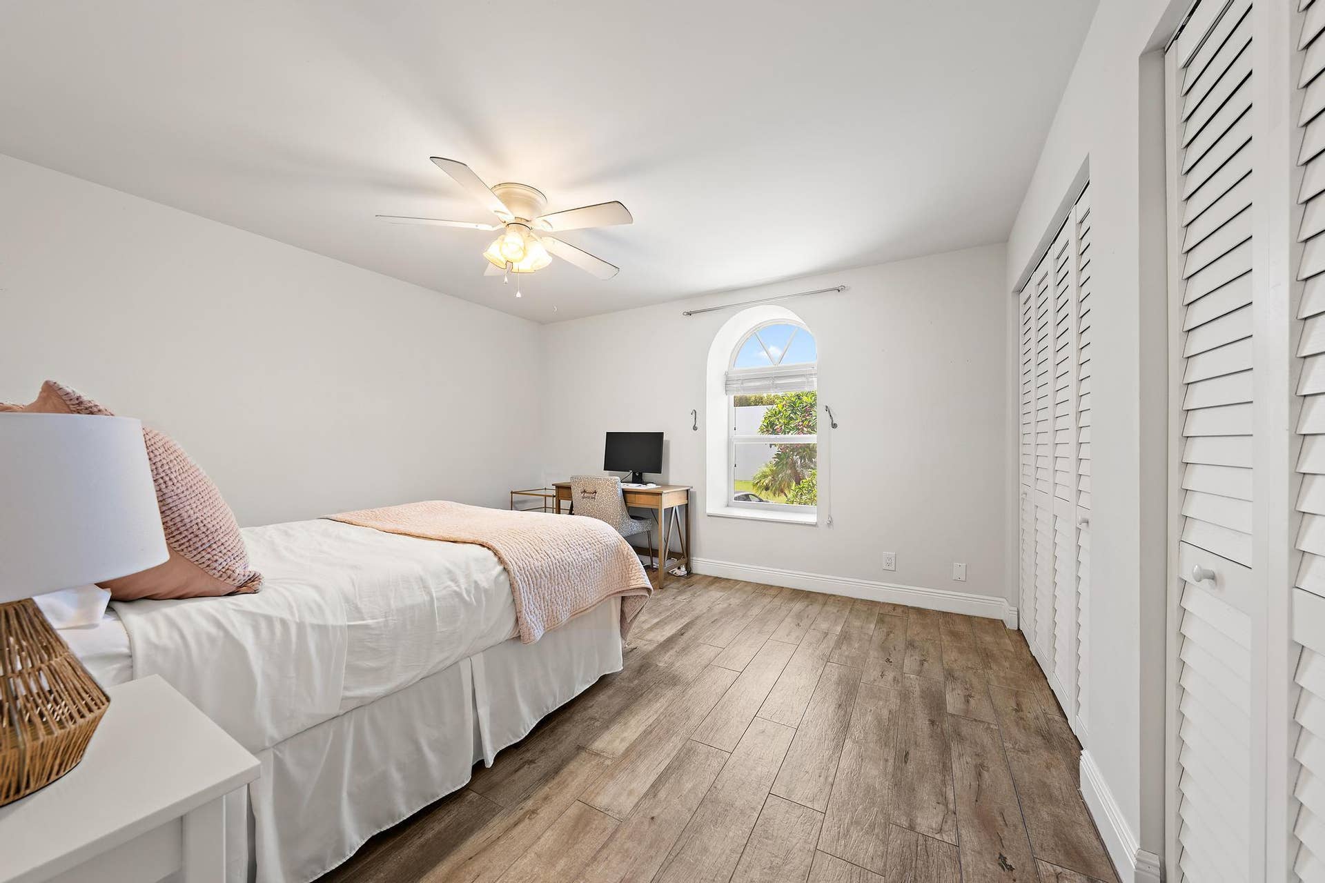 388 Golfview Road, #H, North Palm Beach, North Palm Beach, FL 33408 388 Golfview Rd apt h-10