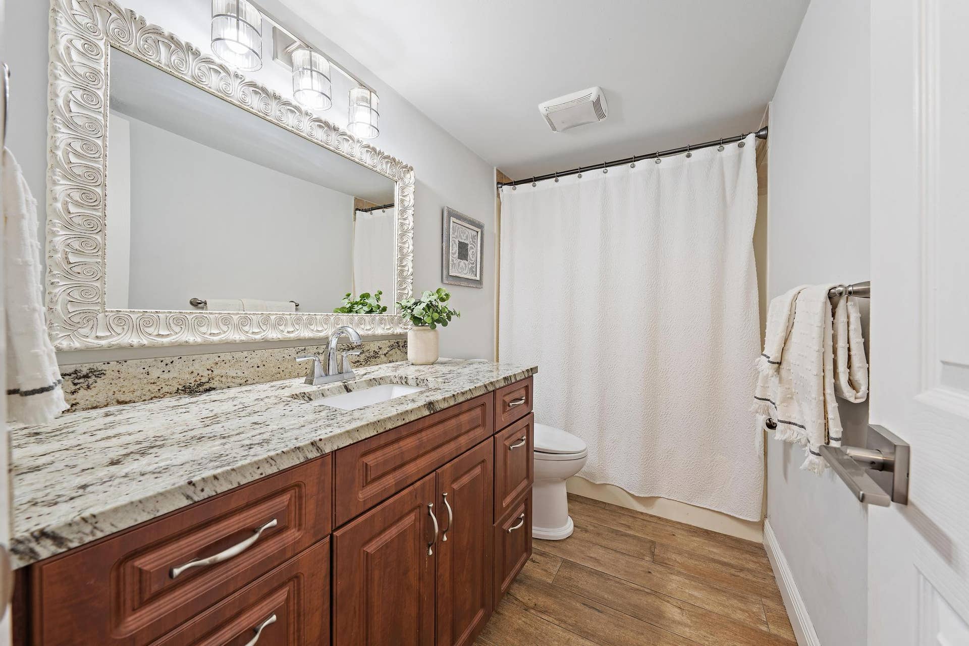 388 Golfview Road, #H, North Palm Beach, North Palm Beach, FL 33408 388 Golfview Rd apt h-11