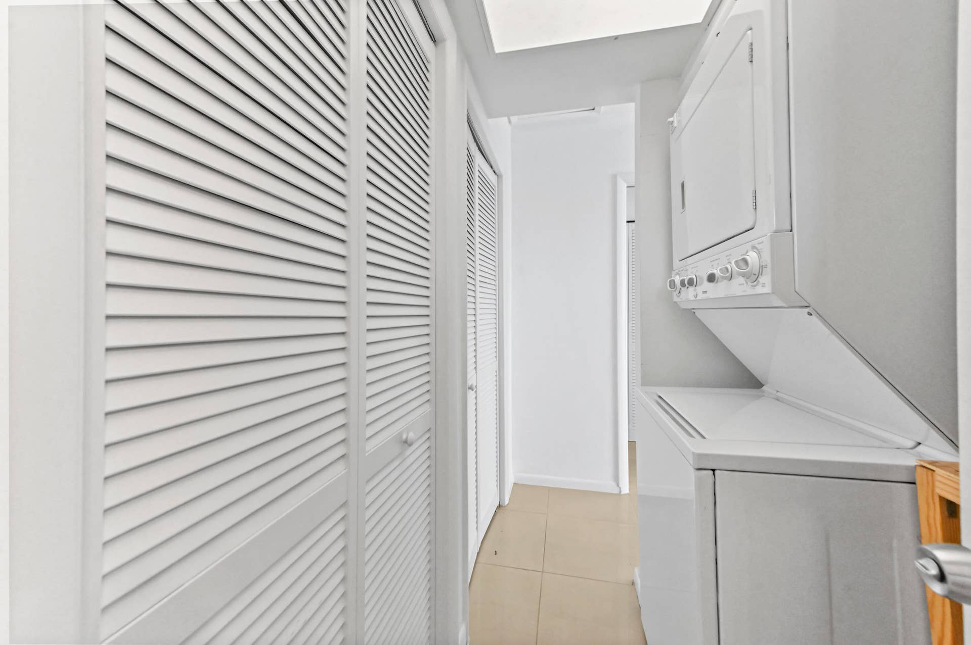22 Laundry room 02