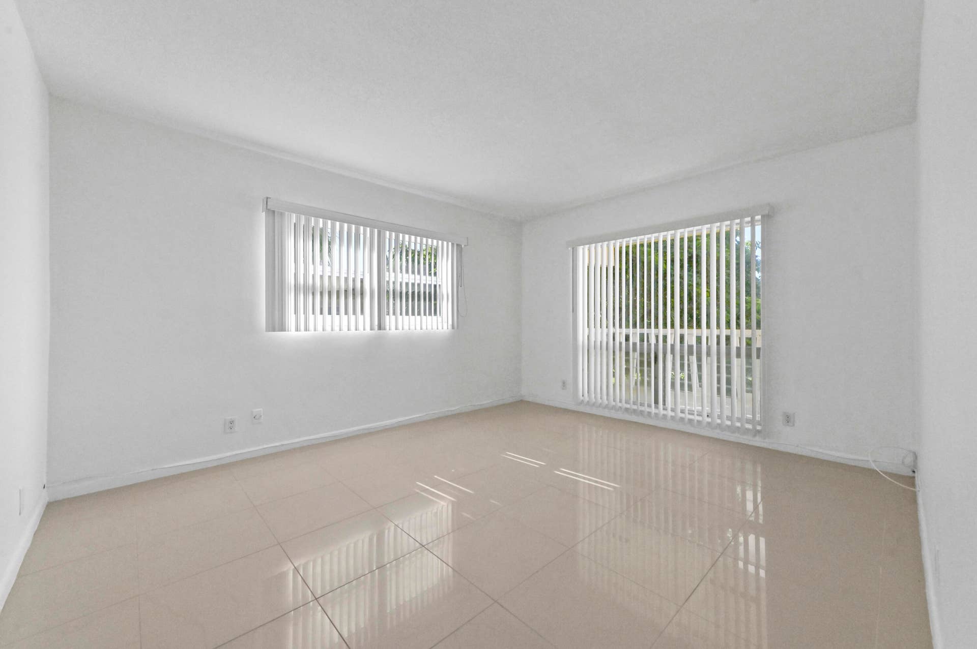 19 Bedroom 01