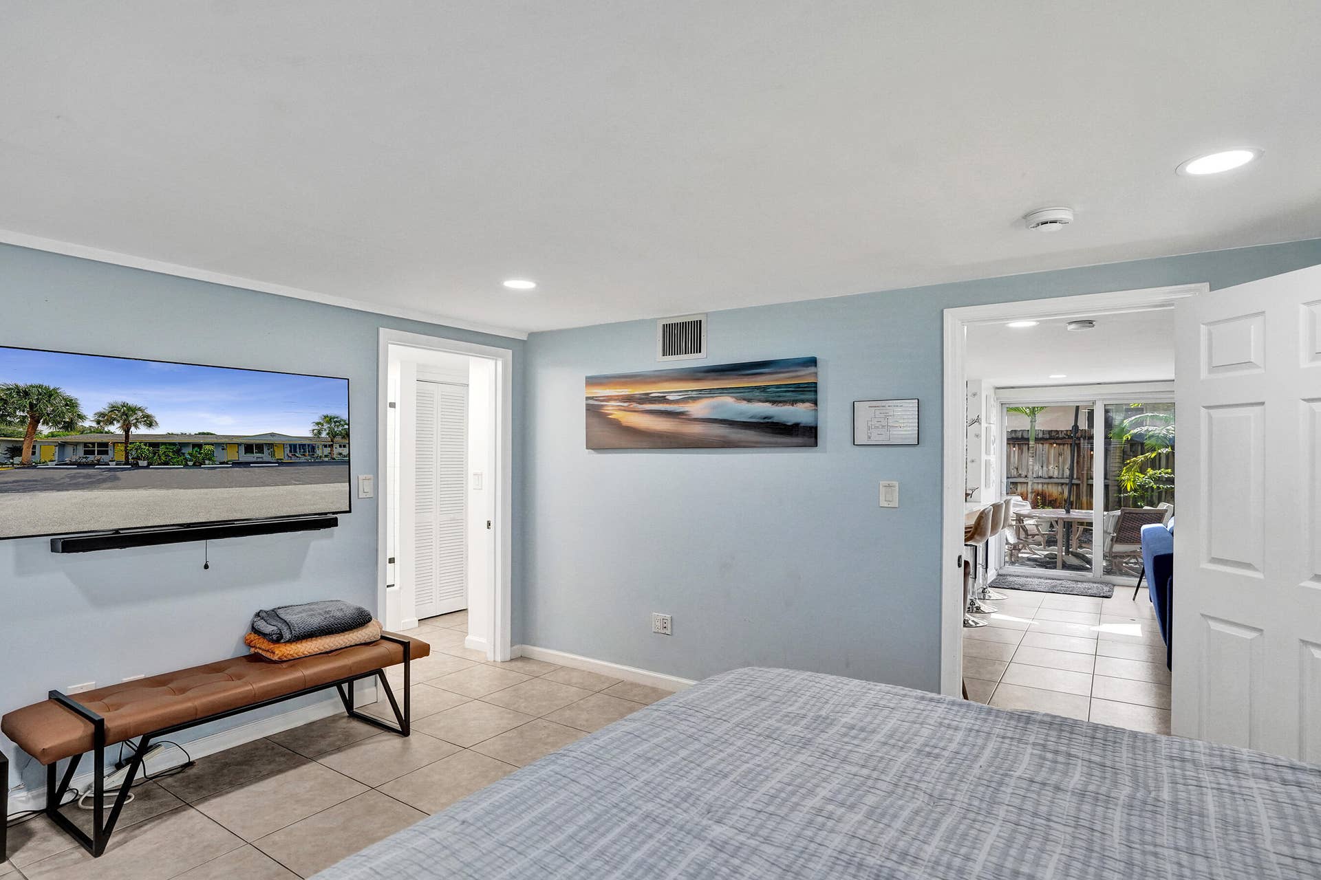 2500 NW 3RD Avenue, #1-4, Wilton Manors, FL 33311 DSC01086