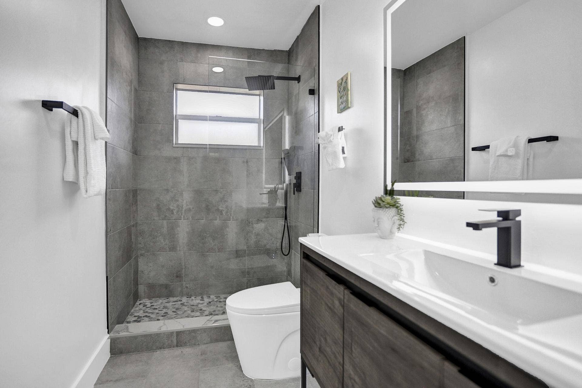2500 NW 3RD Avenue, #1-4, Wilton Manors, FL 33311 DSC01170