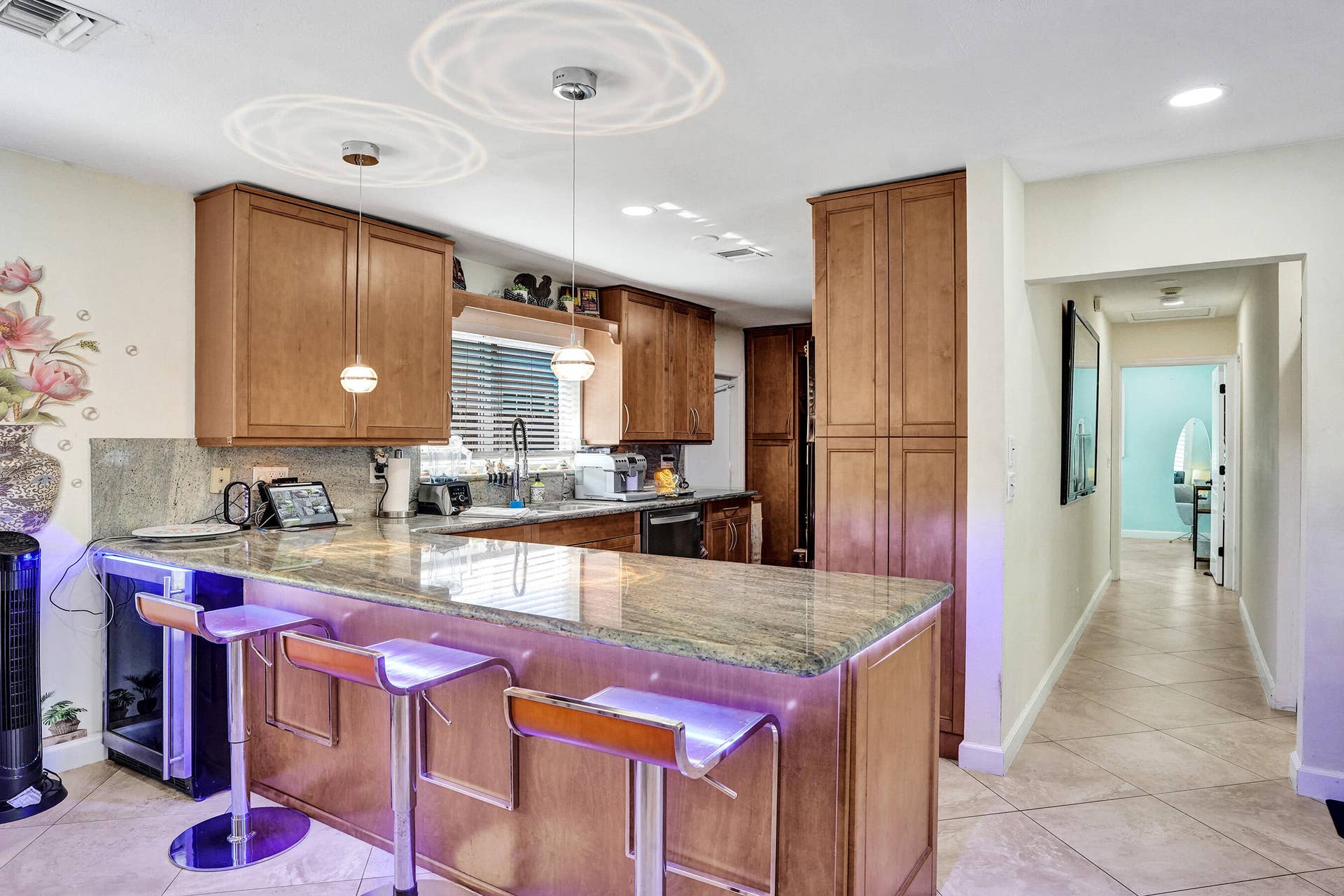 2500 NW 3RD Avenue, #1-4, Wilton Manors, FL 33311 DSC01095