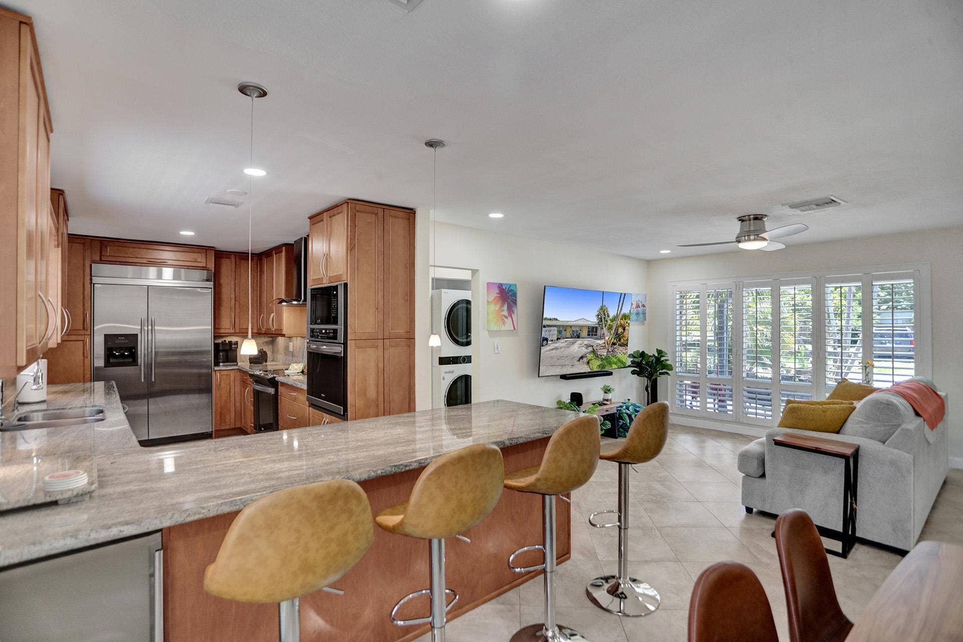 2500 NW 3RD Avenue, #1-4, Wilton Manors, FL 33311 DSC01230