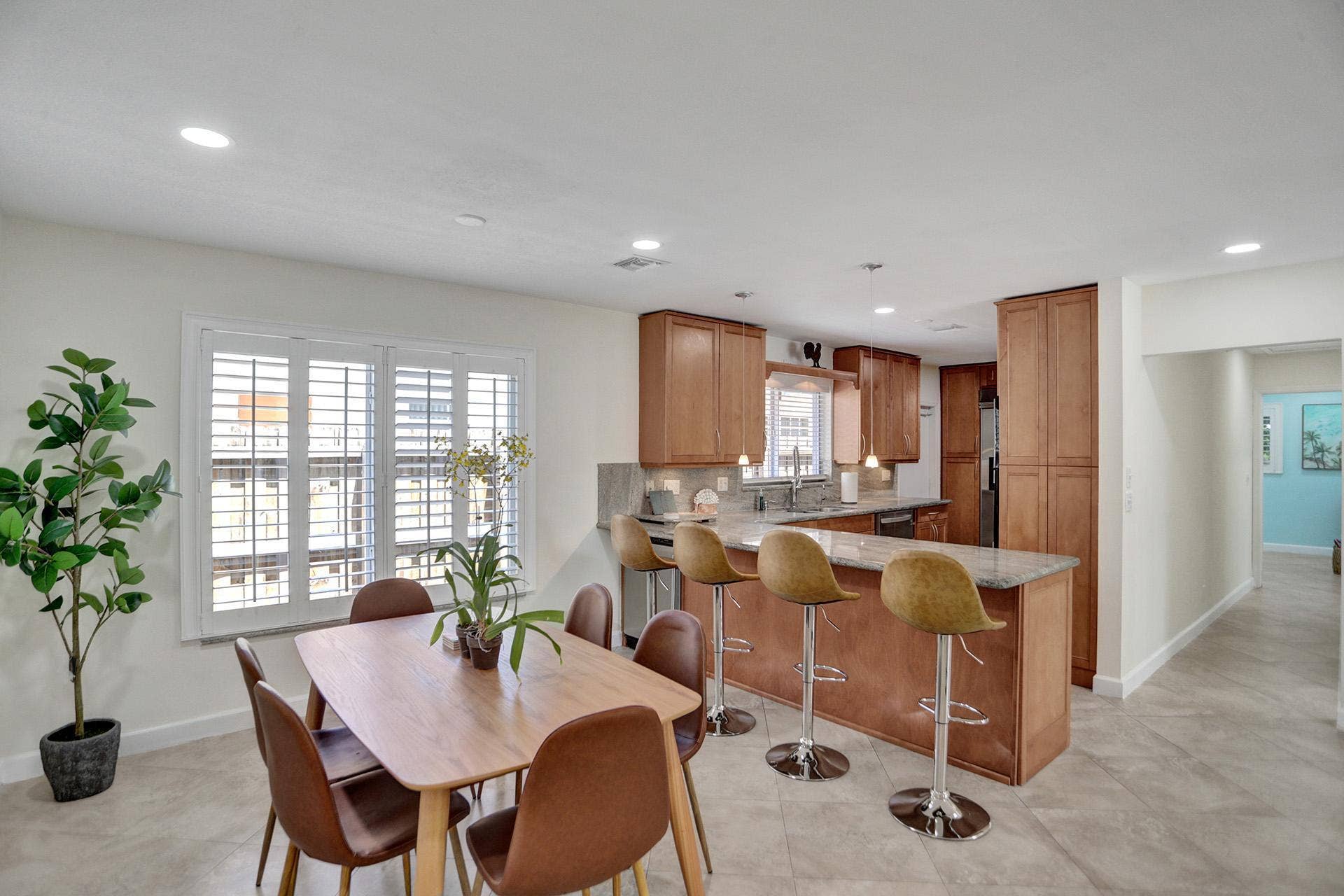 2500 NW 3RD Avenue, #1-4, Wilton Manors, FL 33311 DSC01212