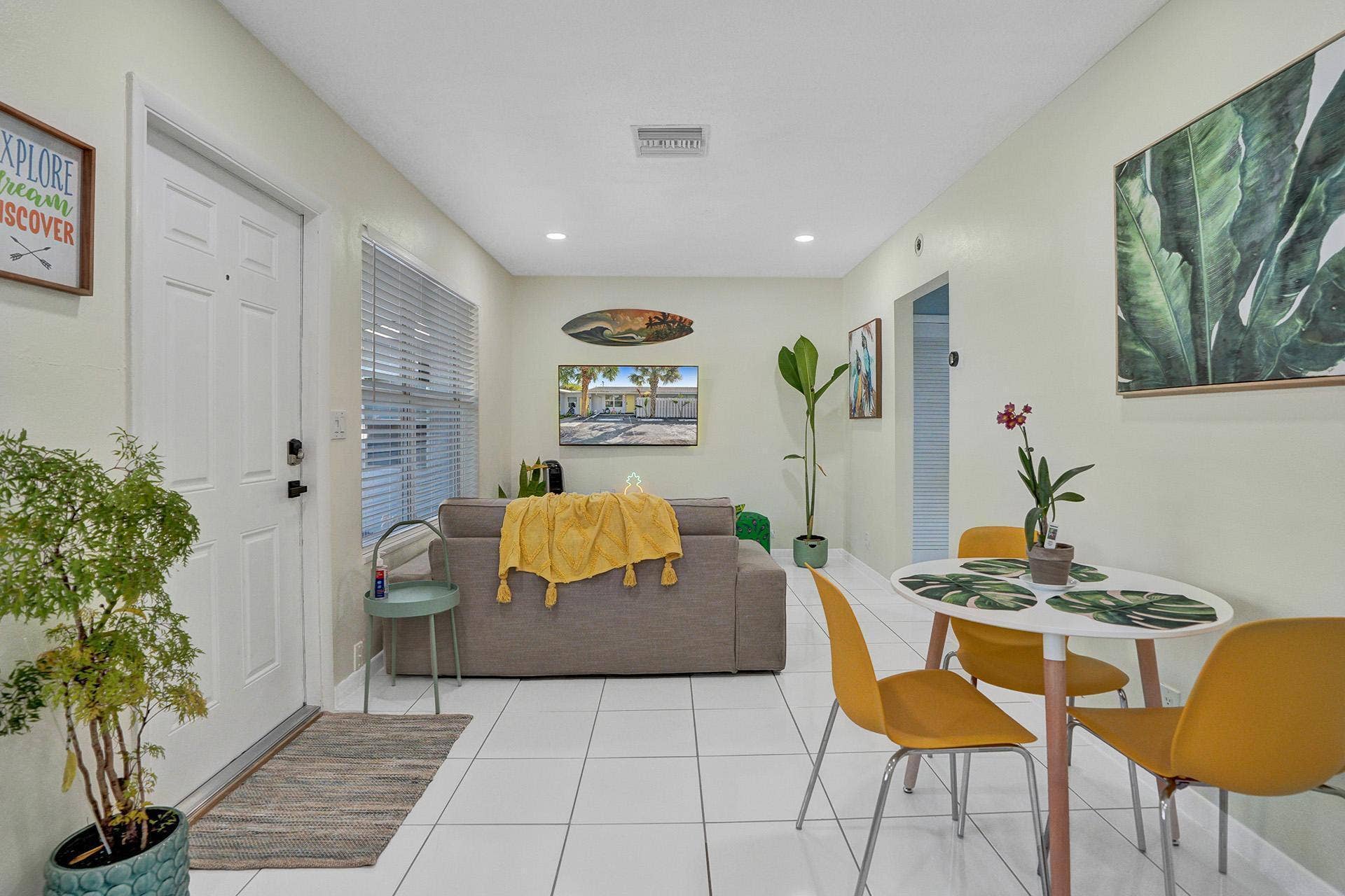 2500 NW 3RD Avenue, #1-4, Wilton Manors, FL 33311 DSC01194