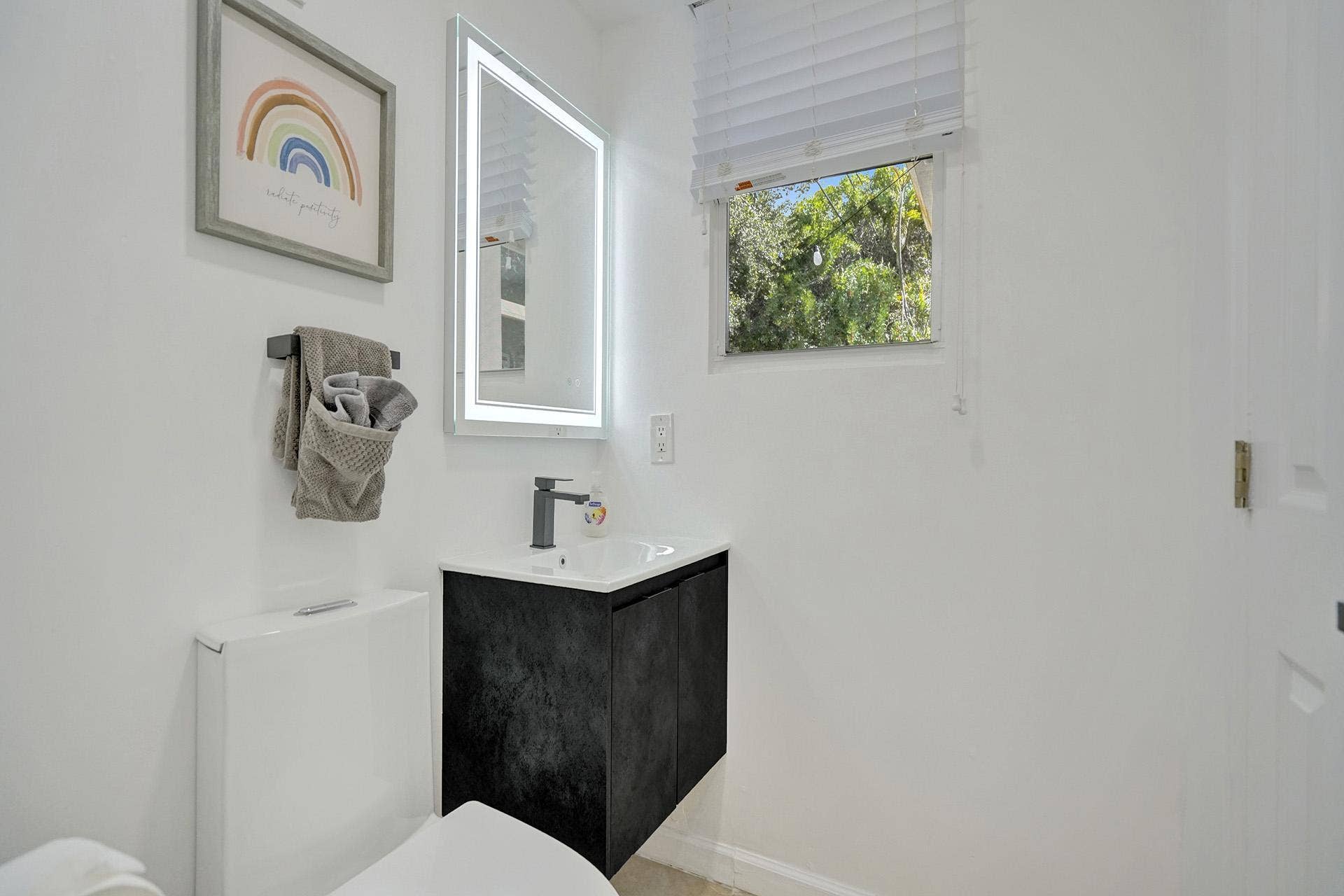 2500 NW 3RD Avenue, #1-4, Wilton Manors, FL 33311 DSC01146