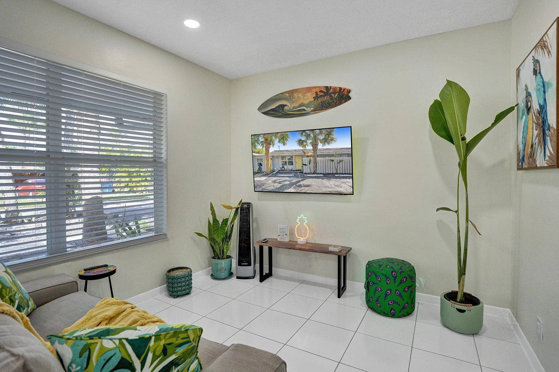 2500 NW 3RD Avenue, #1-4, Wilton Manors, FL 33311 DSC01188
