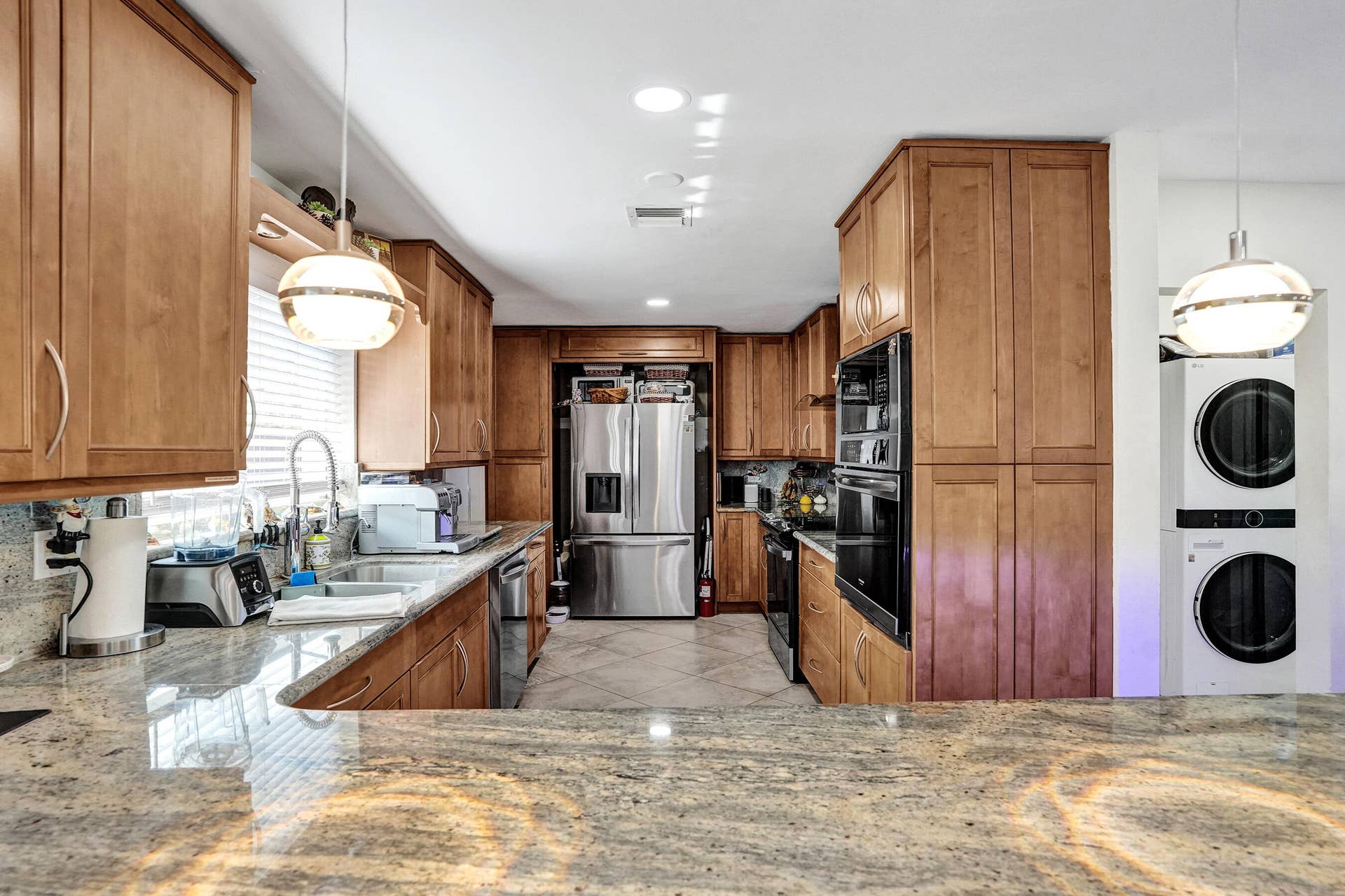 2500 NW 3RD Avenue, #1-4, Wilton Manors, FL 33311 DSC01107