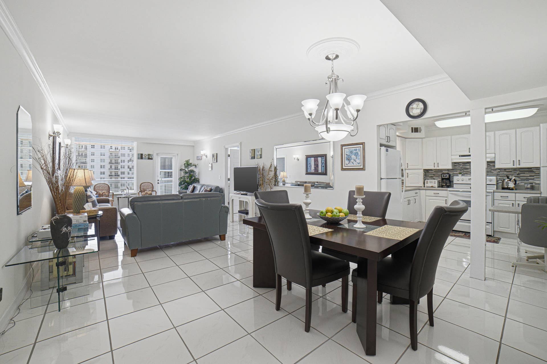 3450 S Ocean Boulevard, #418, Palm Beach, FL 33480 Entrance