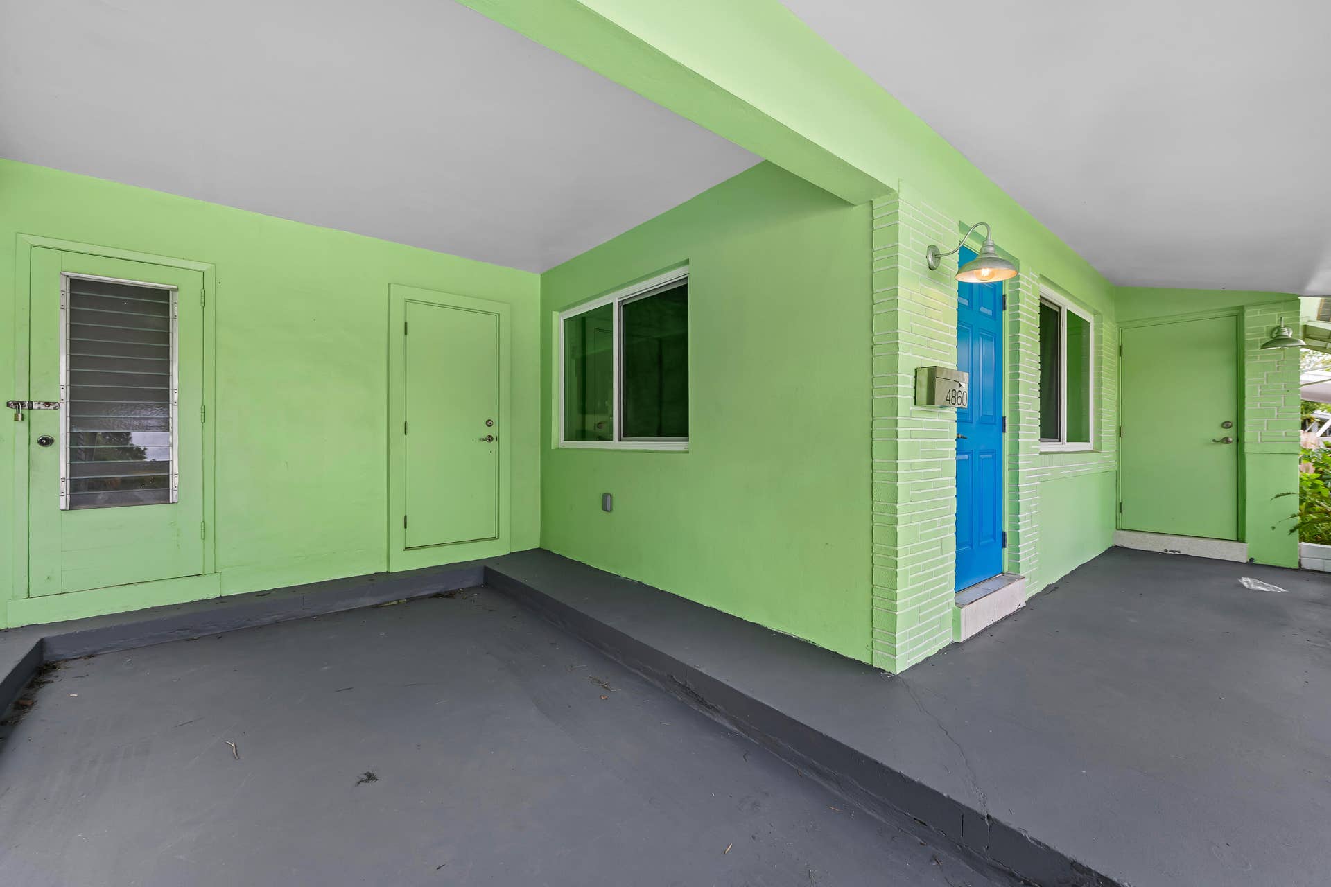 4860 NE 6th Avenue, Oakland Park, FL 33334 DSC_4484