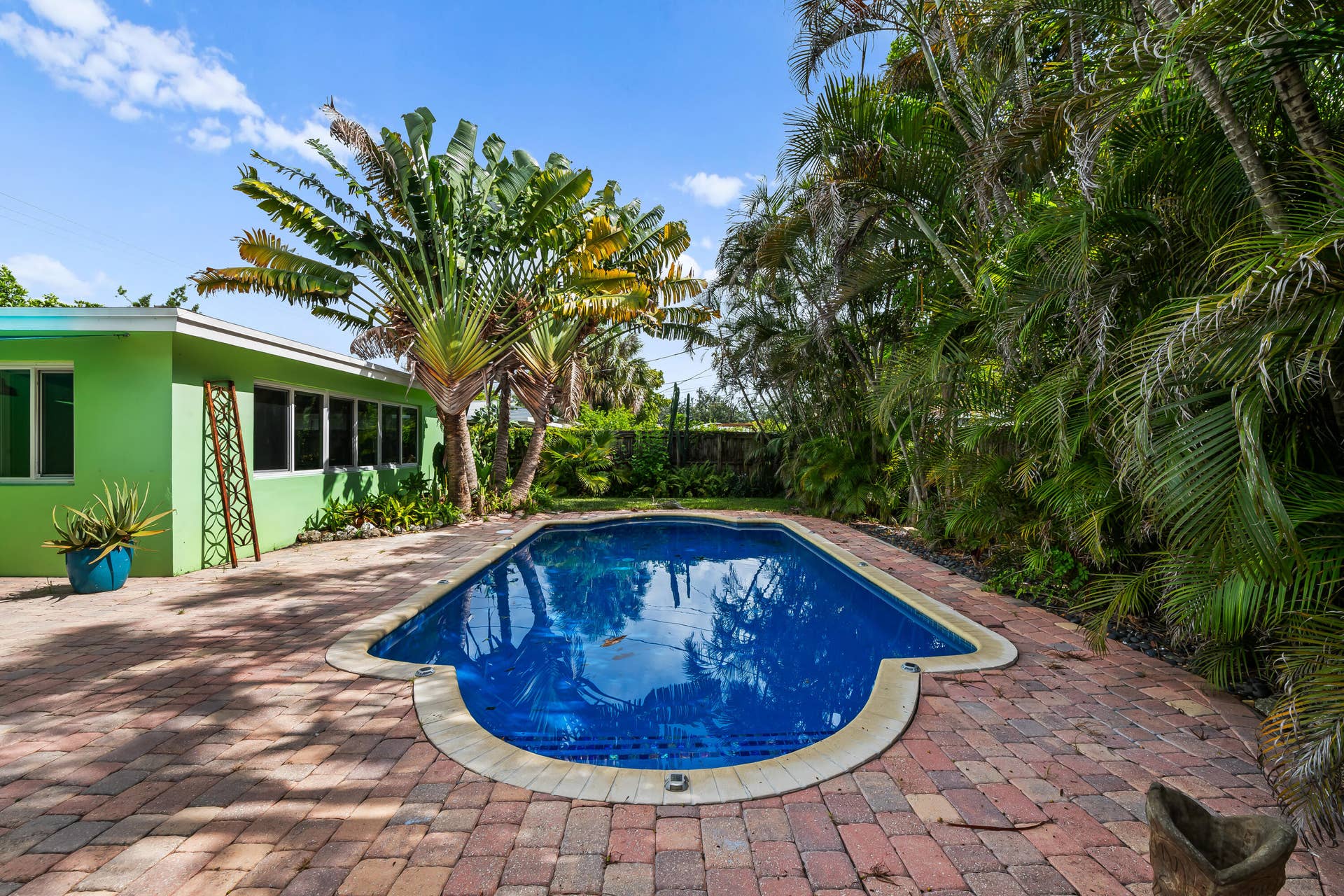 4860 NE 6th Avenue, Oakland Park, FL 33334 DSC_4490