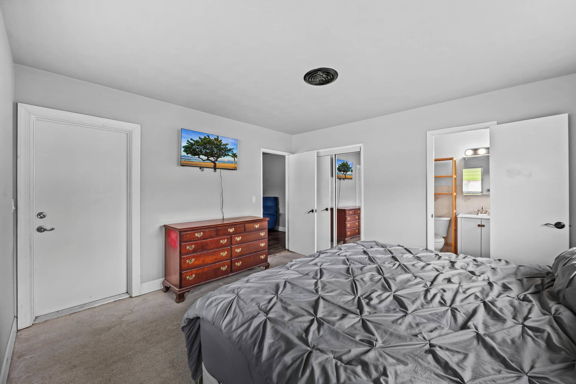 4860 NE 6th Avenue, Oakland Park, FL 33334 DSC_4506