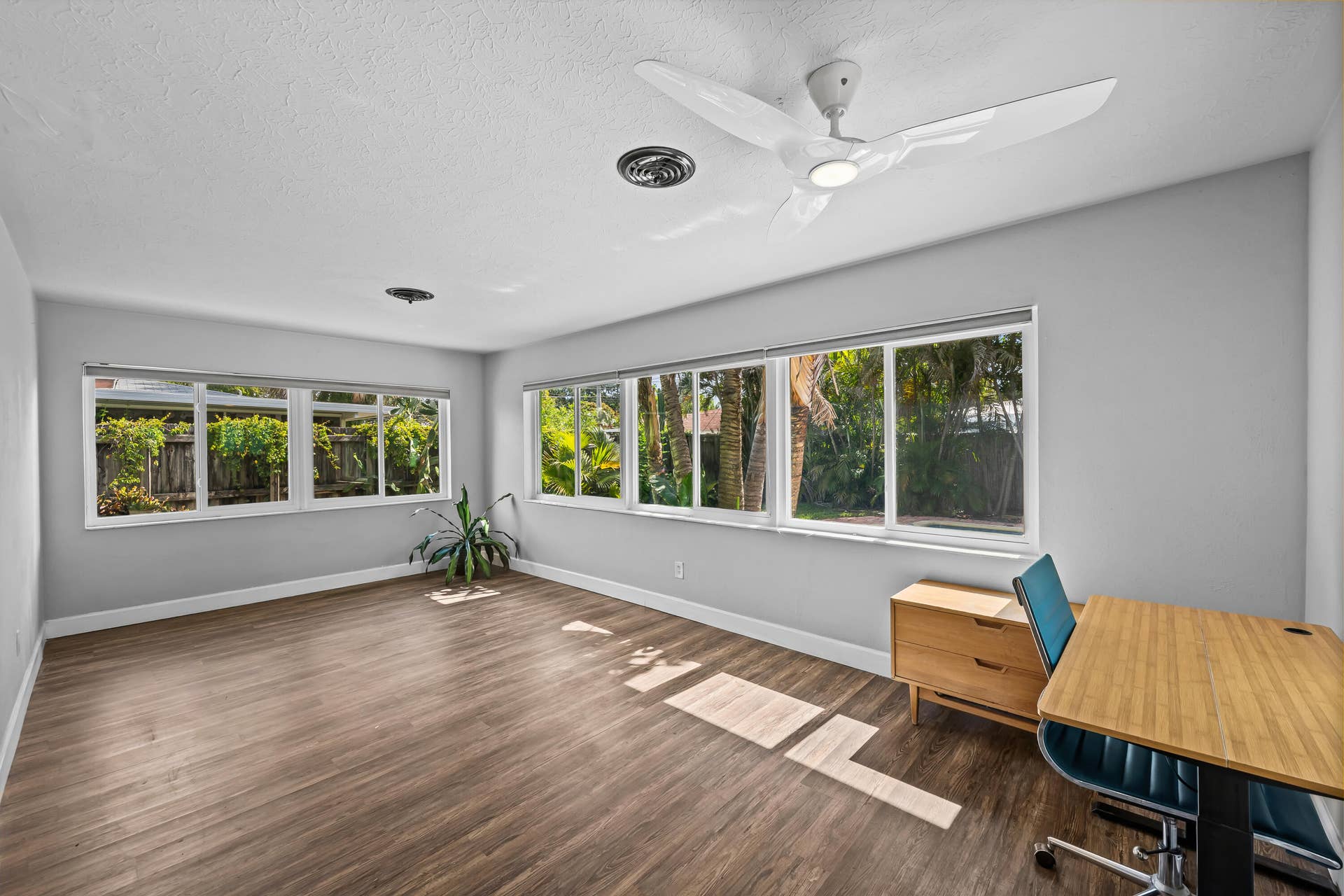 4860 NE 6th Avenue, Oakland Park, FL 33334 DSC_4578