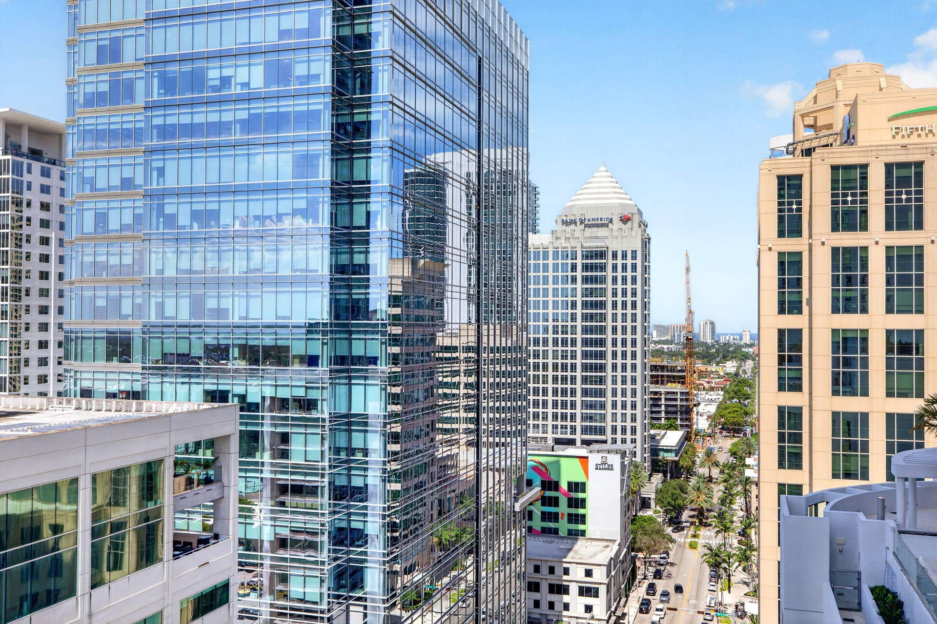 100 E Las Olas Boulevard, #1902, Fort Lauderdale, FL 33301 36-web-or-mls-699A8000