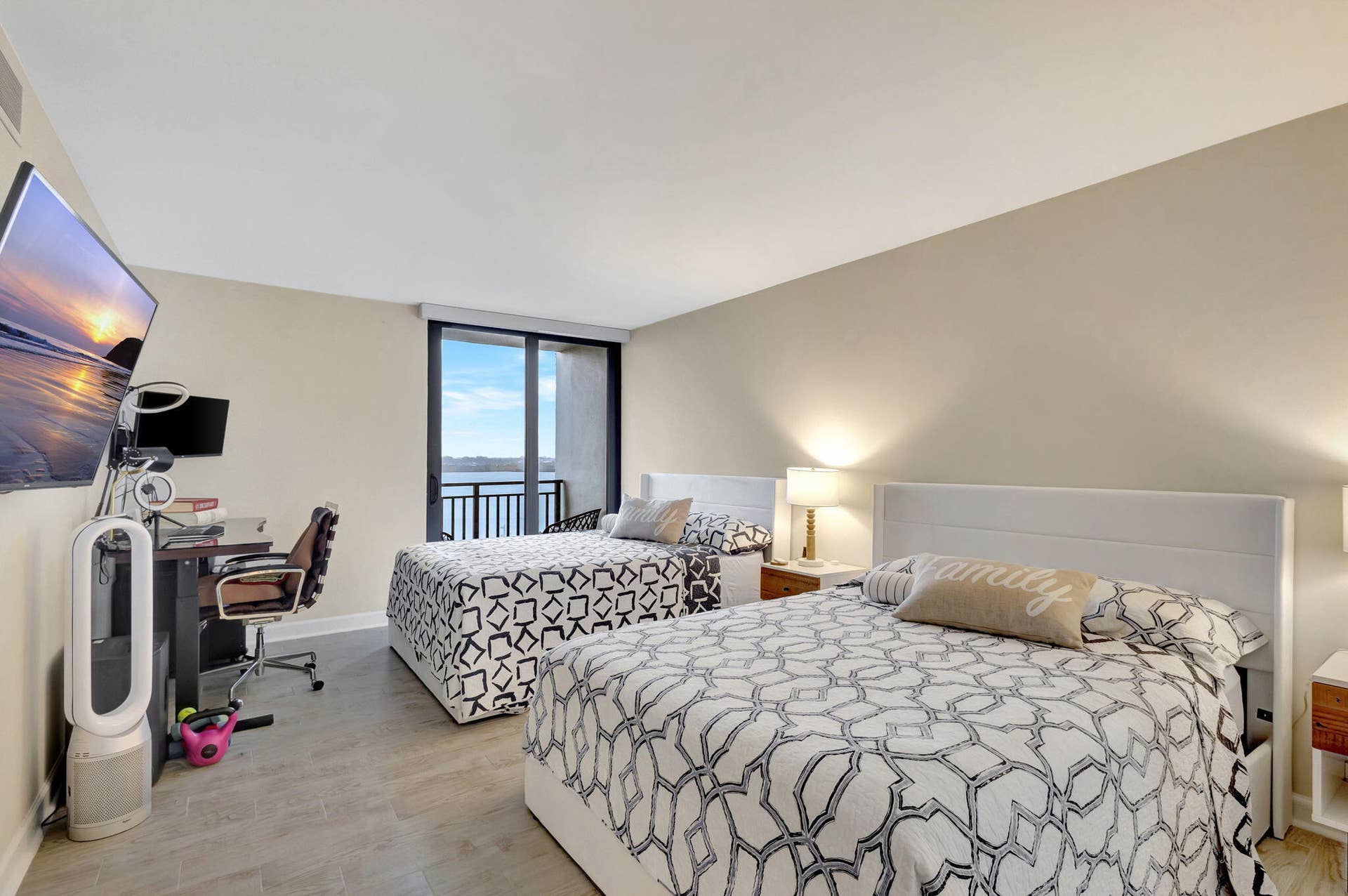 5460 N Ocean Drive, #7-C, Singer Island, FL 33404 5460 N Ocean Drive 7c