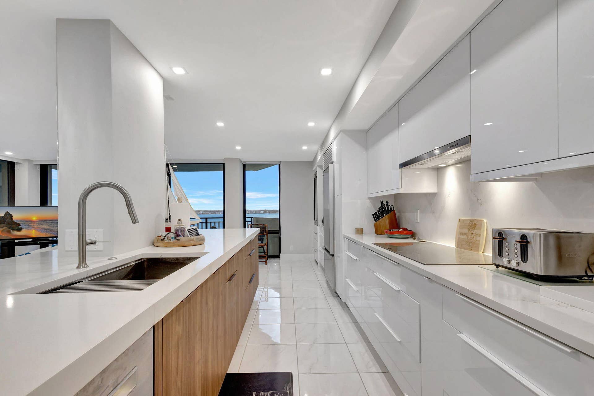 5460 N Ocean Drive, #7-C, Singer Island, FL 33404 5460 N Ocean Drive 7c