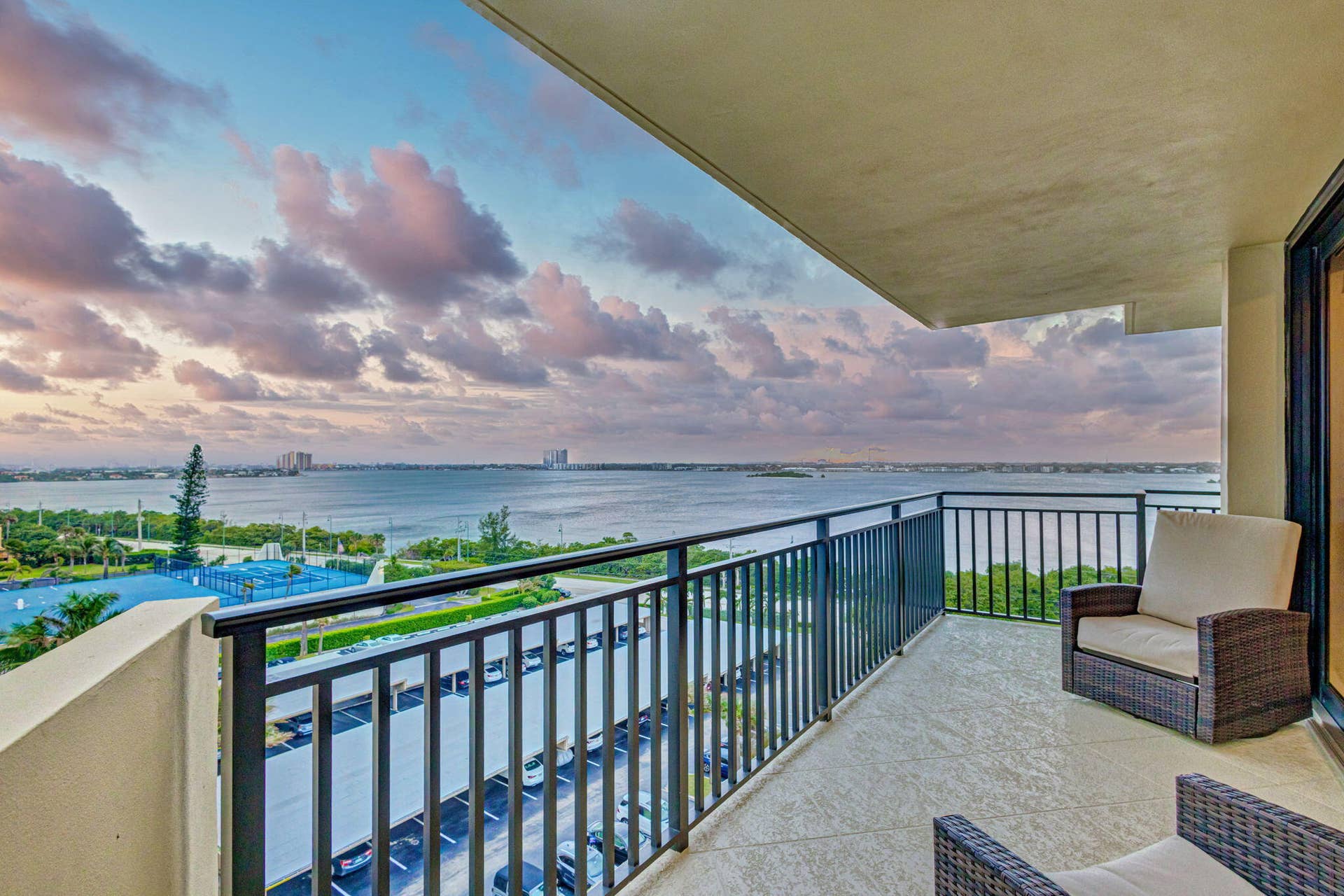 5460 N Ocean Drive, #7-C, Singer Island, FL 33404 5460 N Ocean Drive 7c