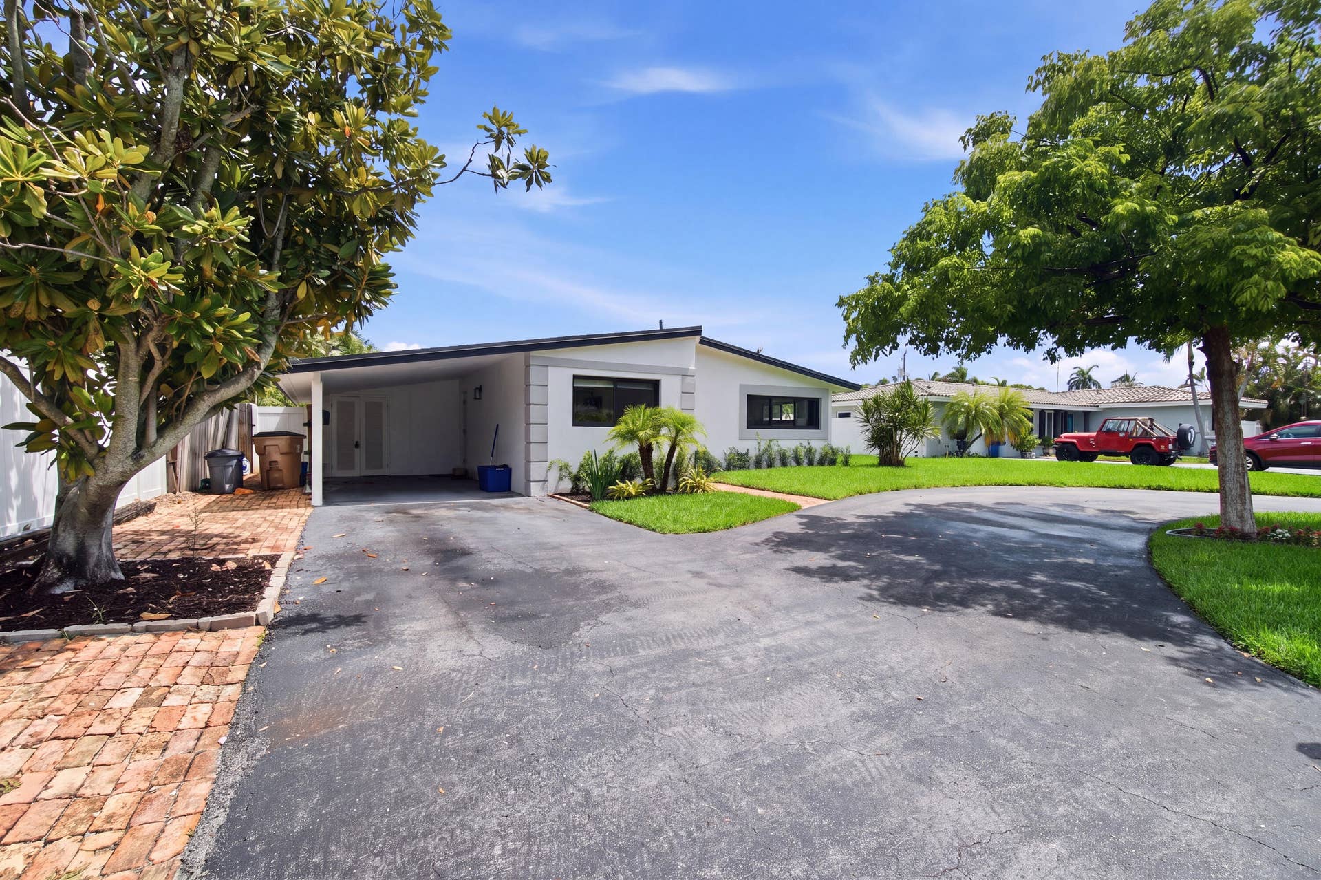 1333 SE 8TH Street, Deerfield Beach, FL 33441 DSC05562_with_grass