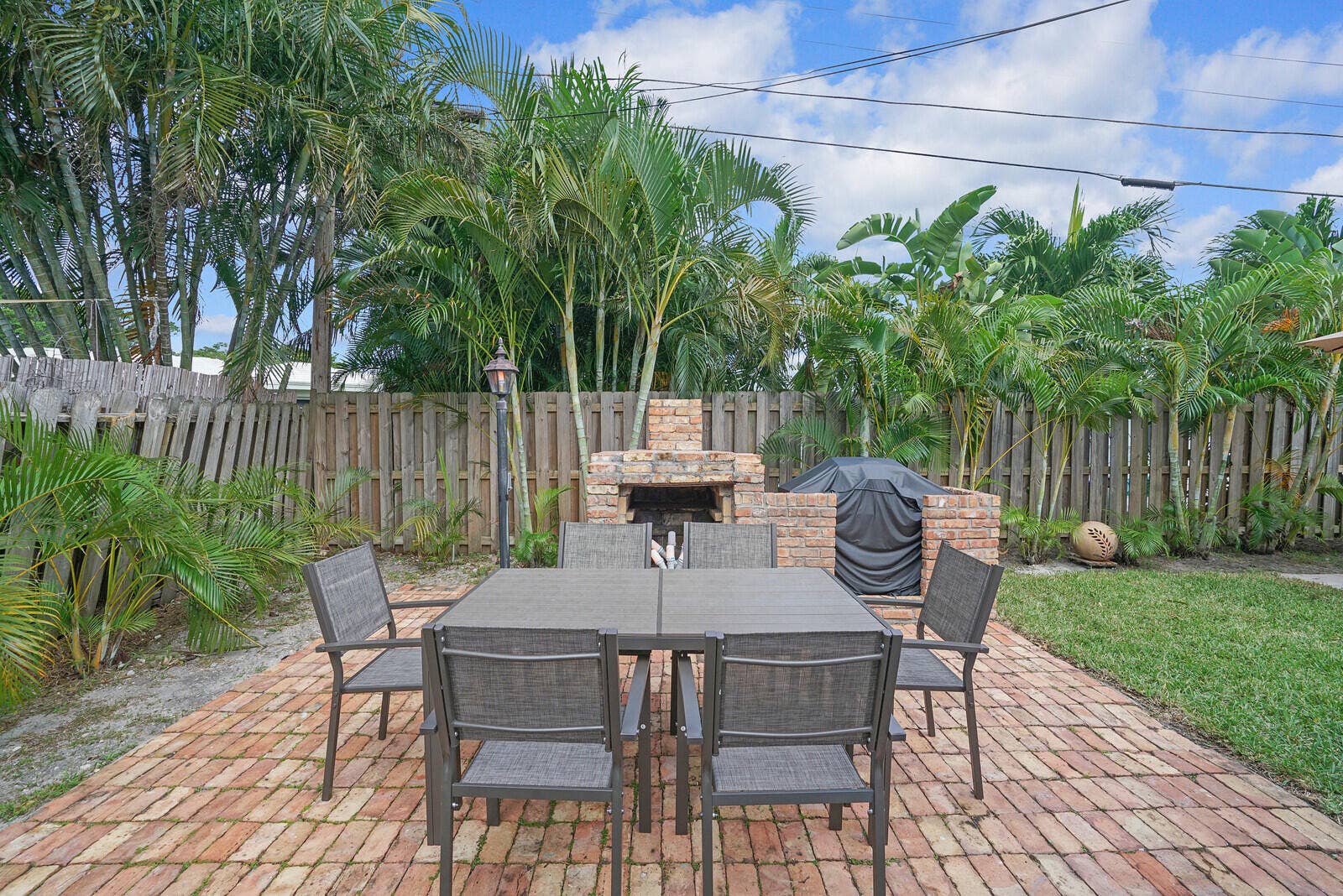 1333 SE 8TH Street, Deerfield Beach, FL 33441 Backyard Patio