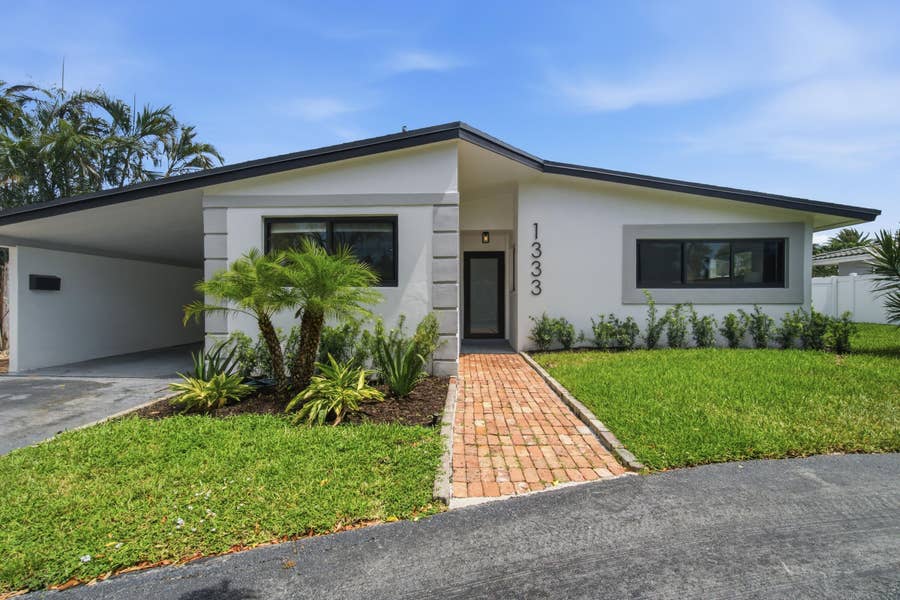 Property photo for 1333 SE 8TH Street, Deerfield Beach, FL
