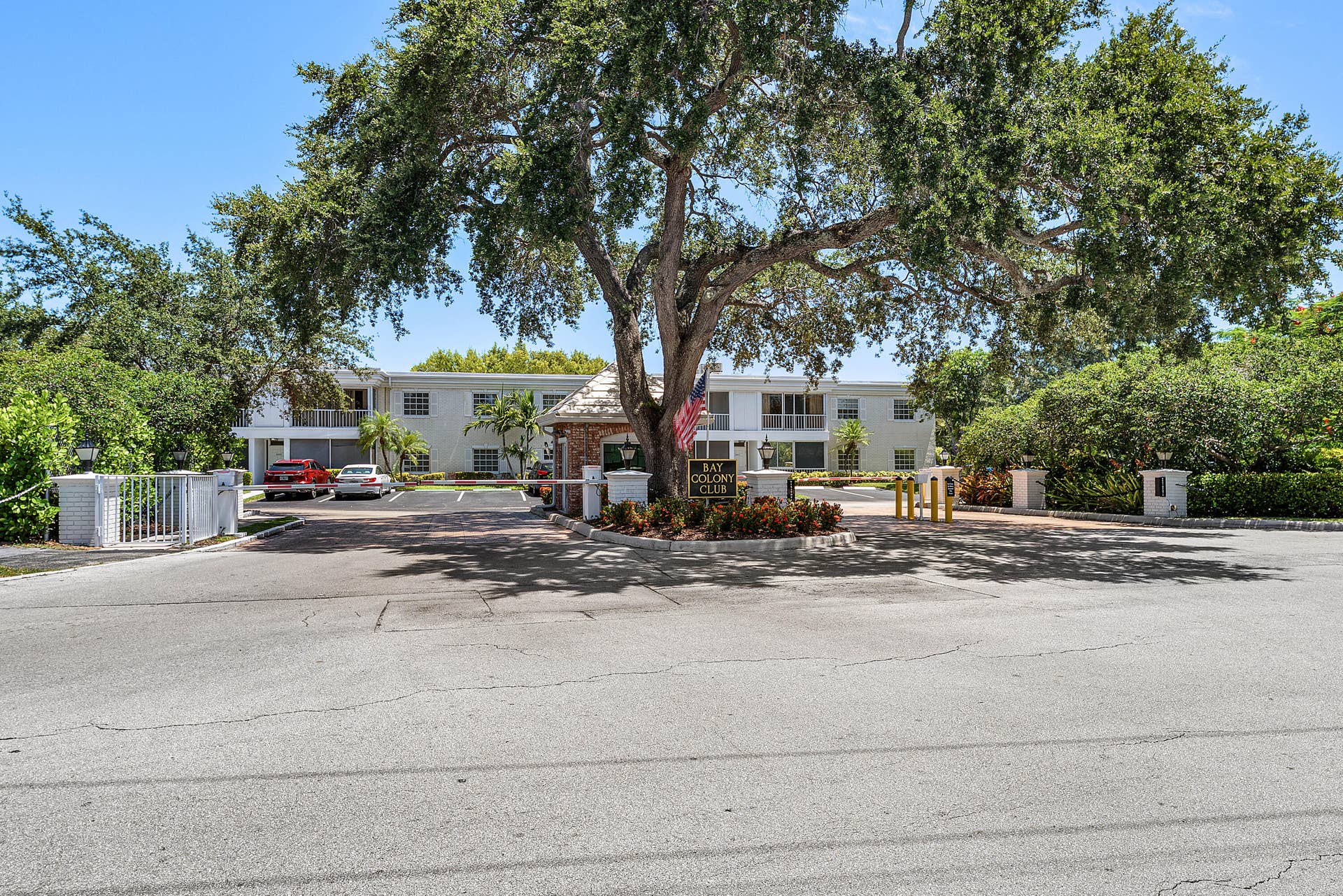 Front gated entrance into Bay Colony Club.