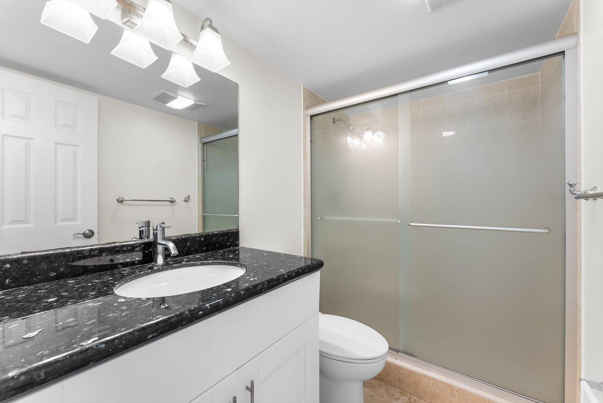 4240 OAKS Terrace, #103, Pompano Beach, Pompano Beach, FL 33069 31-31