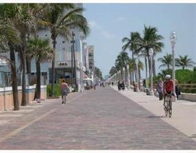 315 Van Buren Street, #205B, Hollywood, FL 33019 Steps to the Hollywood Beach broadwalk